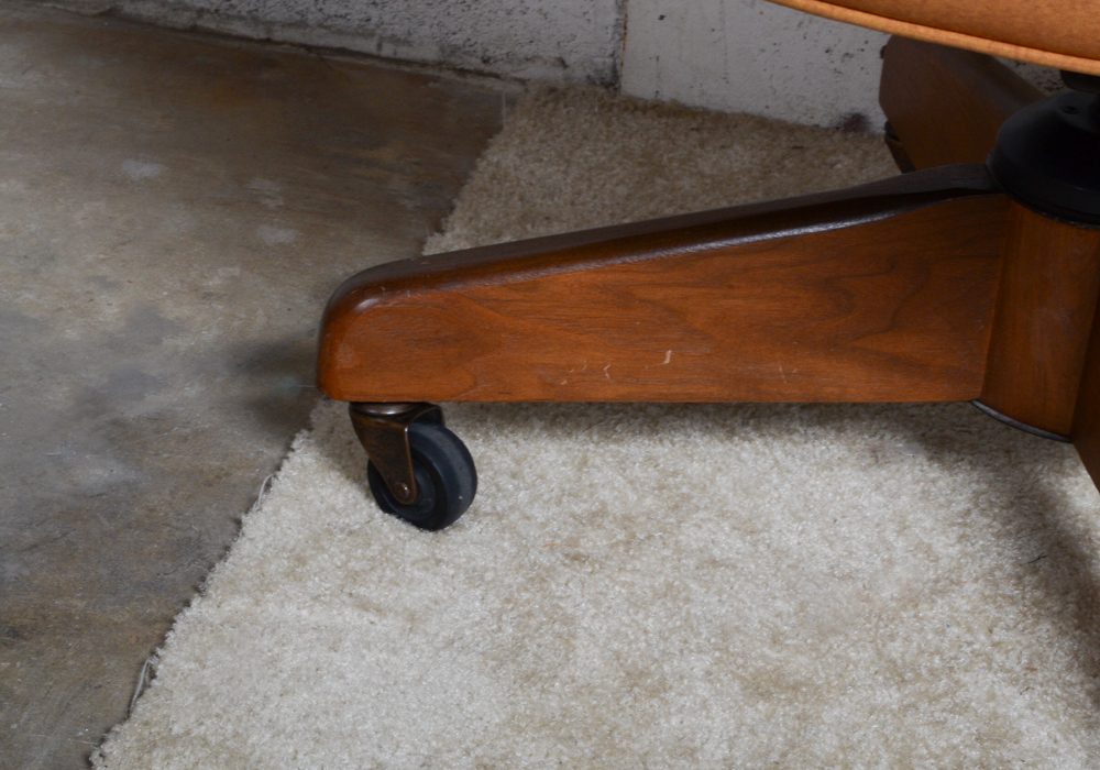 Vintage Mid Century Modern Tan Leather Office Chair