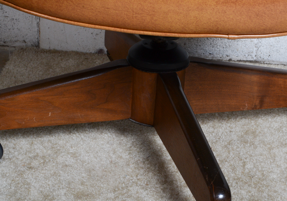 Vintage Mid Century Modern Tan Leather Office Chair