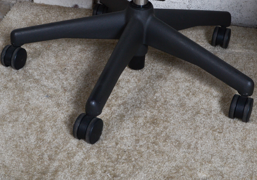 Herman Miller "Aeron" Mesh Office Chair