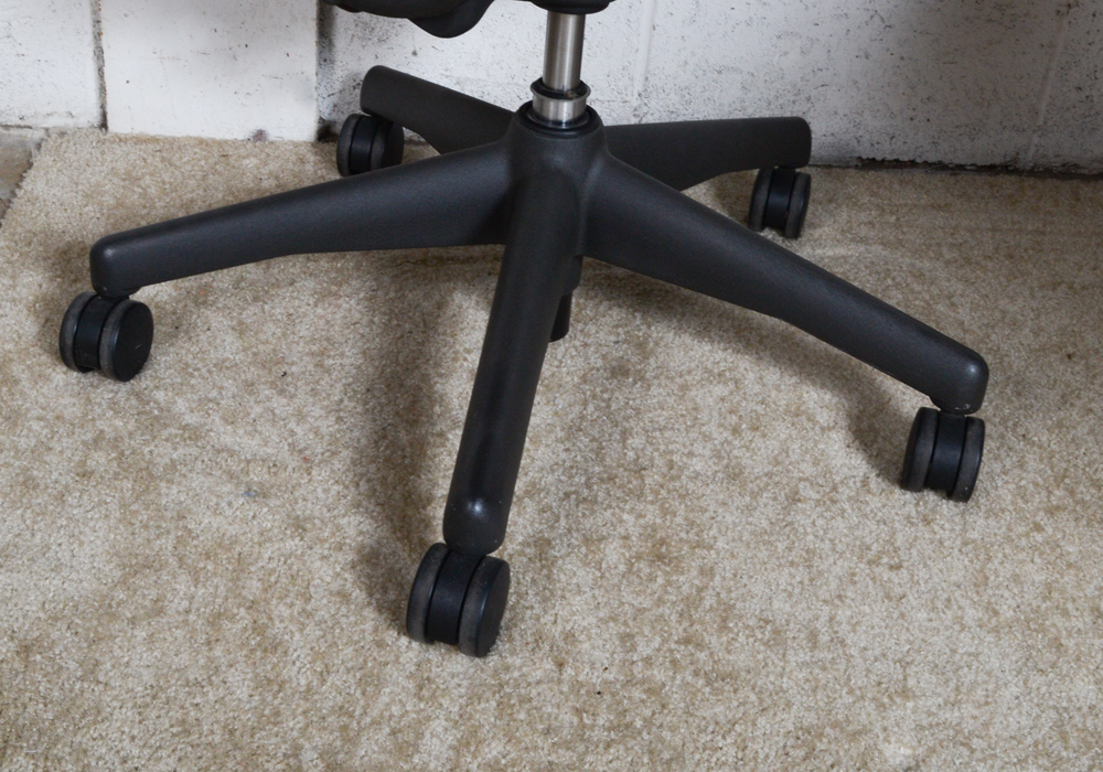 Herman Miller "Aeron" Mesh Office Chair