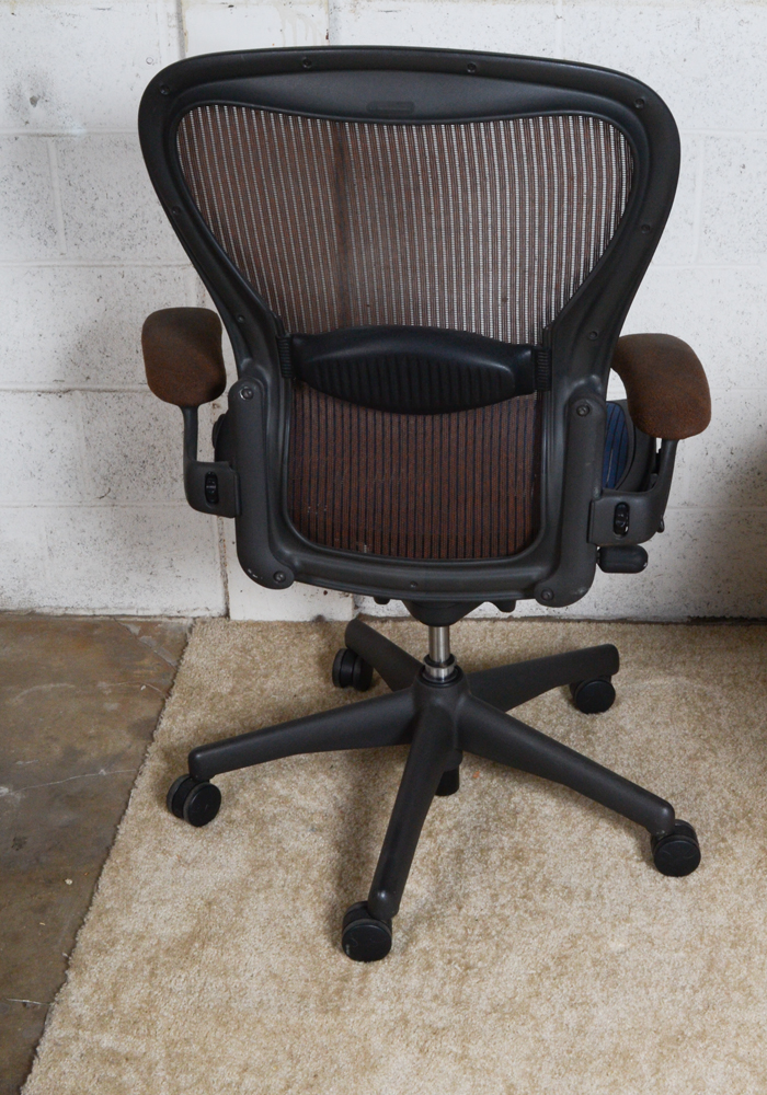 Herman Miller "Aeron" Mesh Office Chair