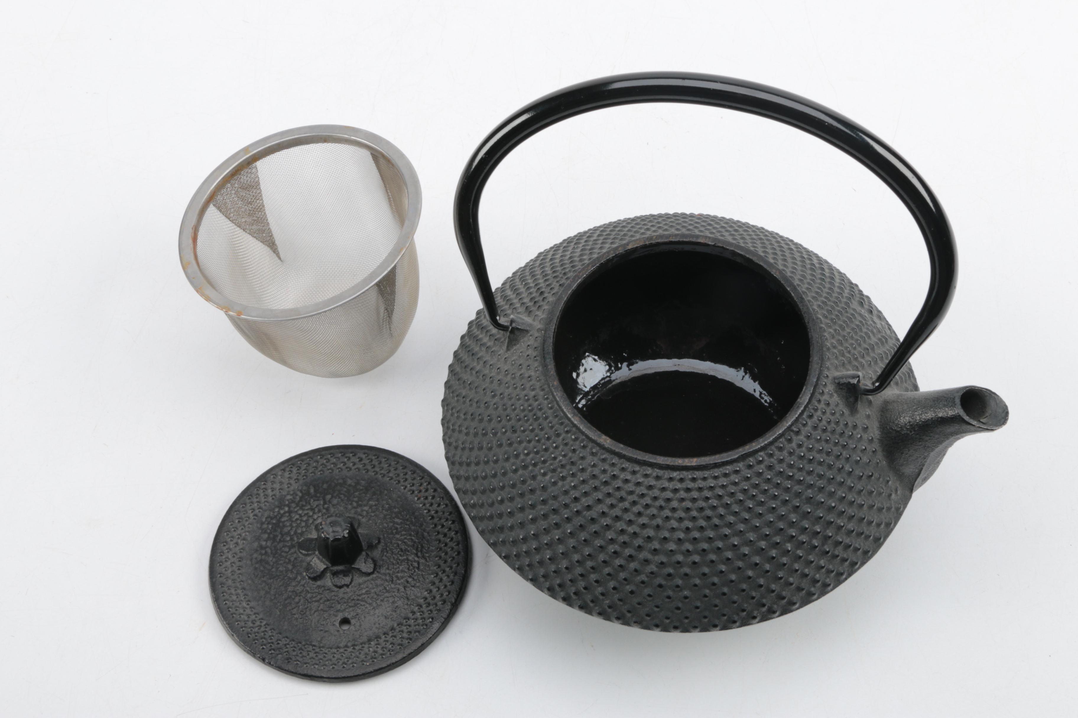 Eastern Asian Cast Iron Teapot and Kotobuki Cups