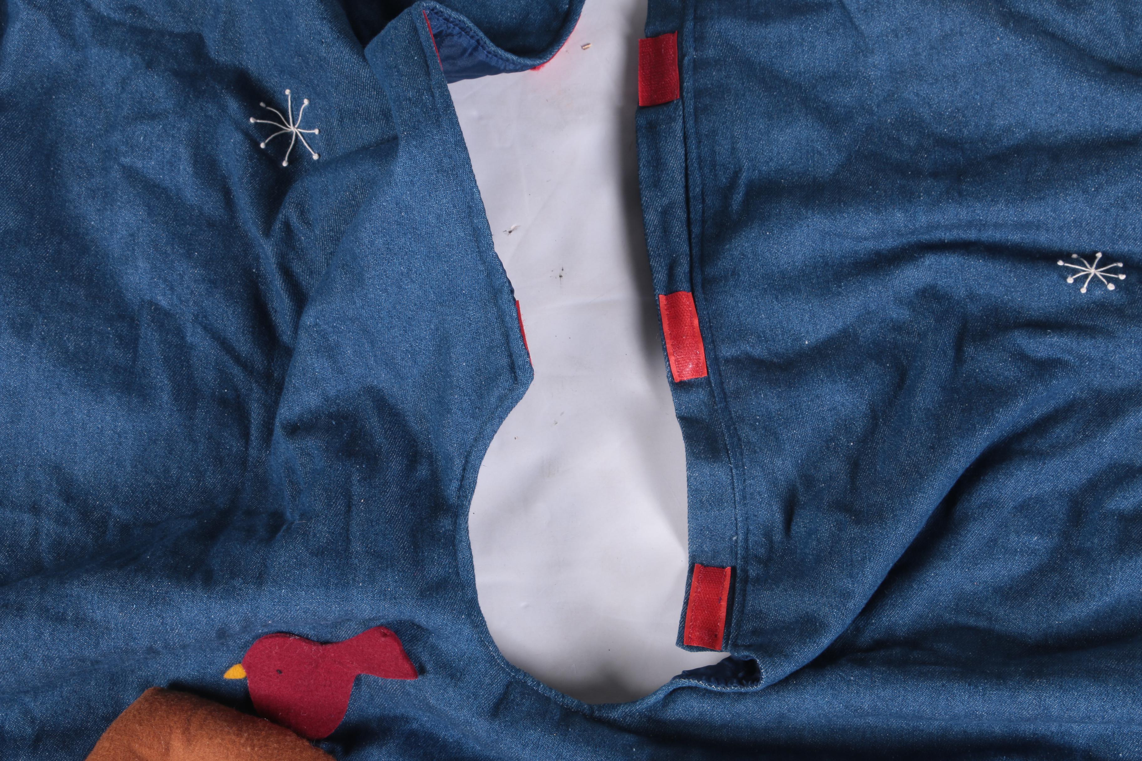 Christmas Table Linens, Stockings, and Tree Skirt