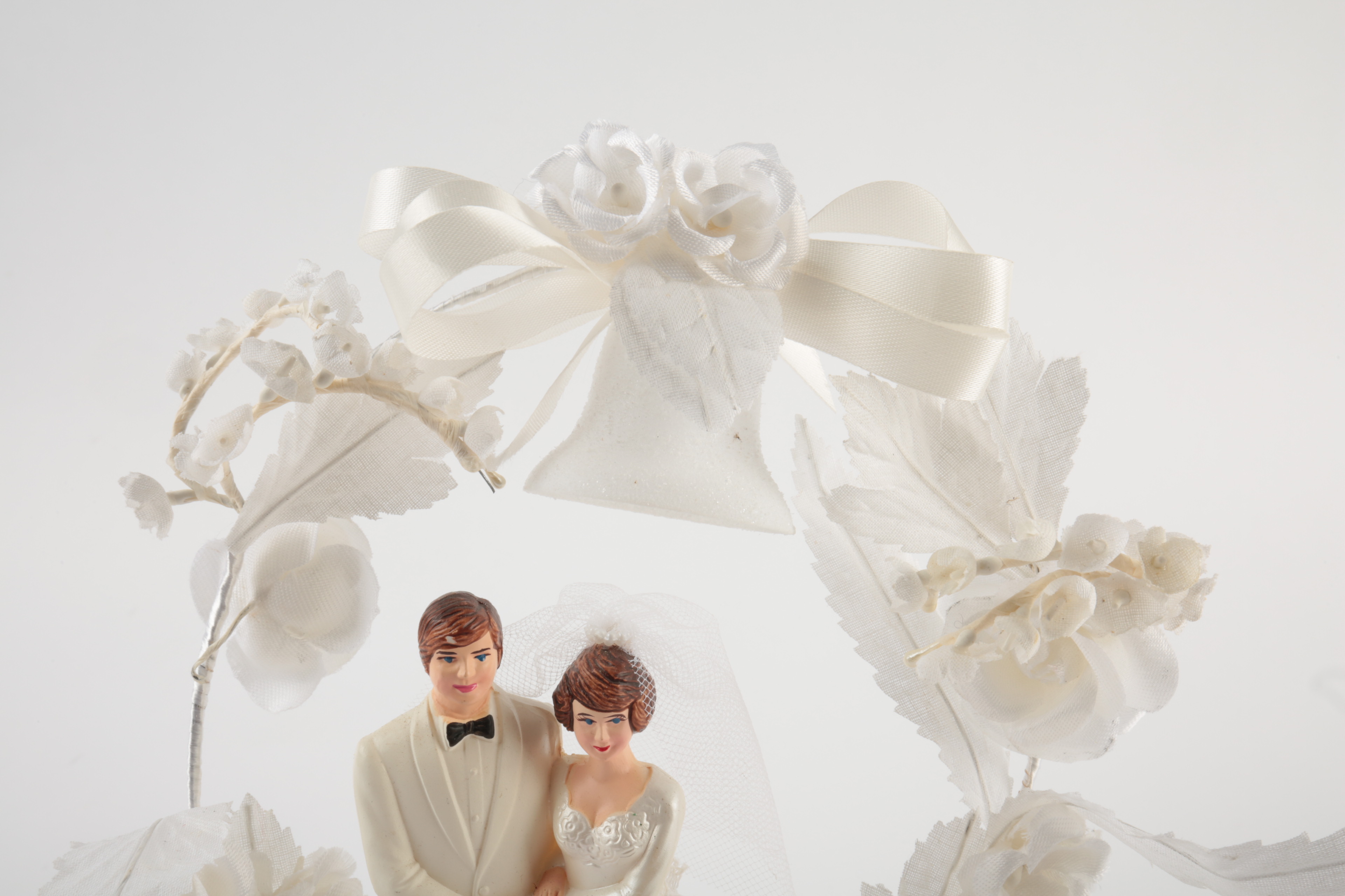 Vintage Coast Novelty Mfg. Co. Wedding Cake Topper