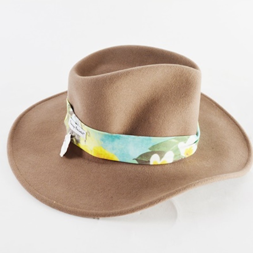 Fancy Fedora Wool Felt Hat With Floral Hat Band