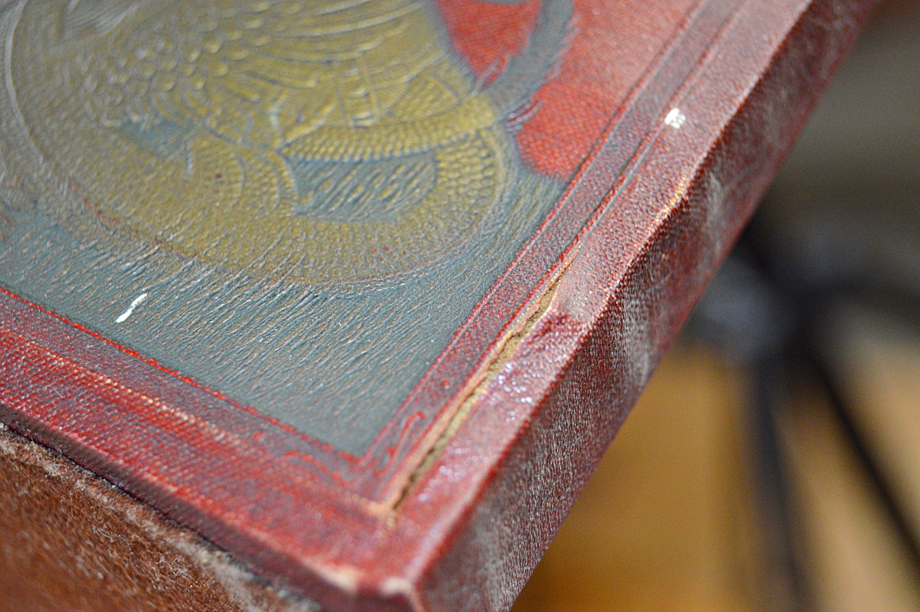 Vintage Asian Collectibles with Japanese Lacquerware