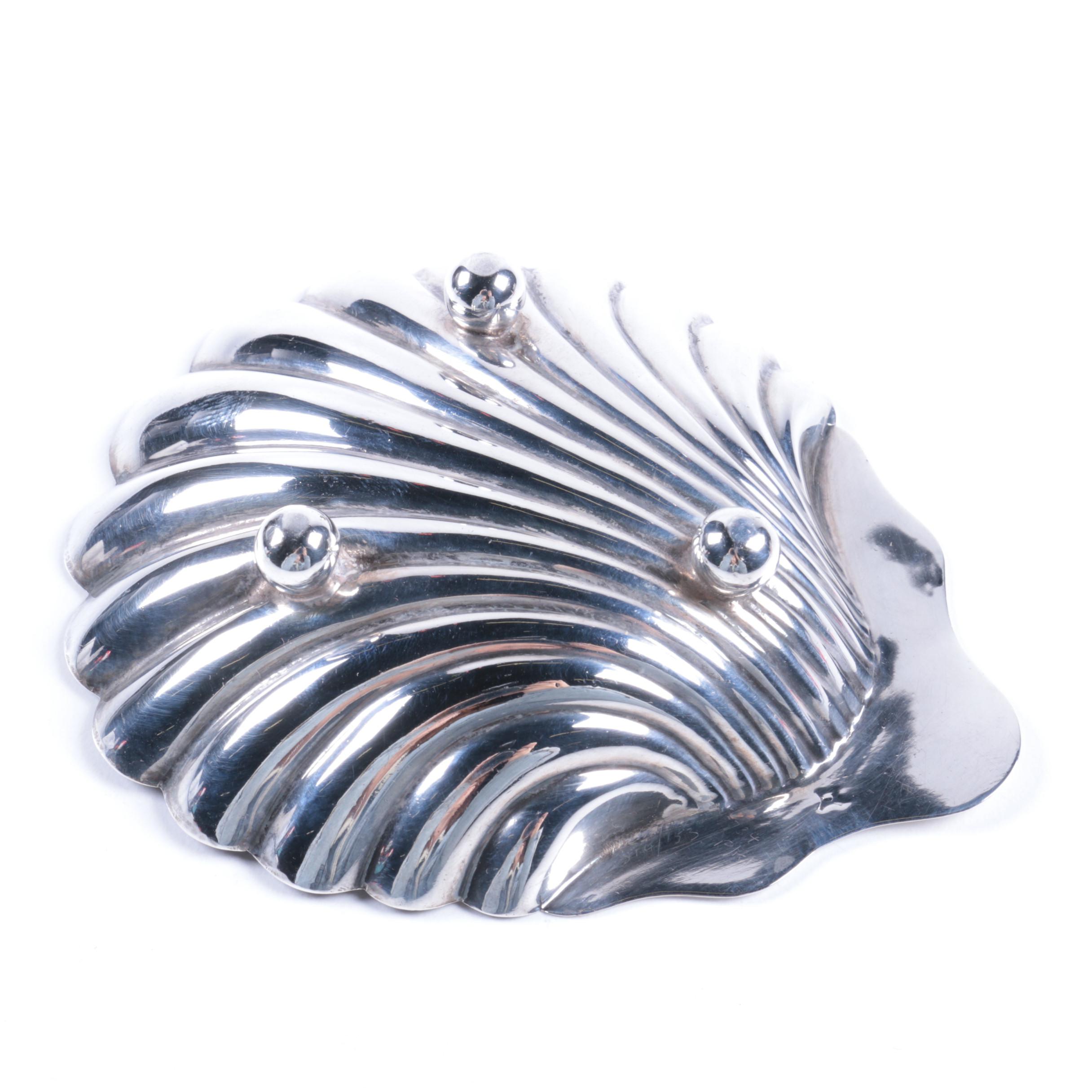 1897 John & William Deakin Sterling Silver Scallop Shell Dish