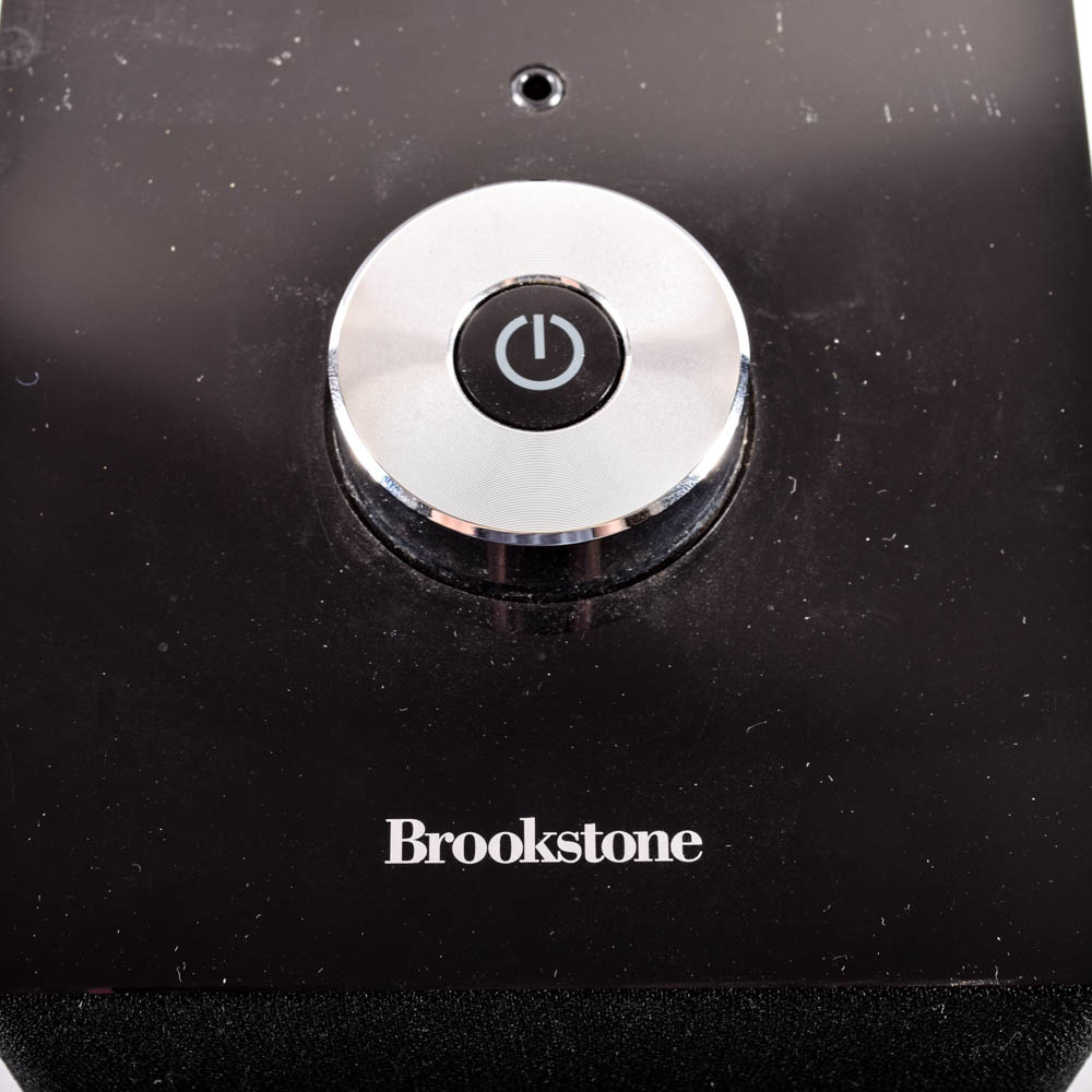 Brookstone iDesign I-Pod Tower Speaker