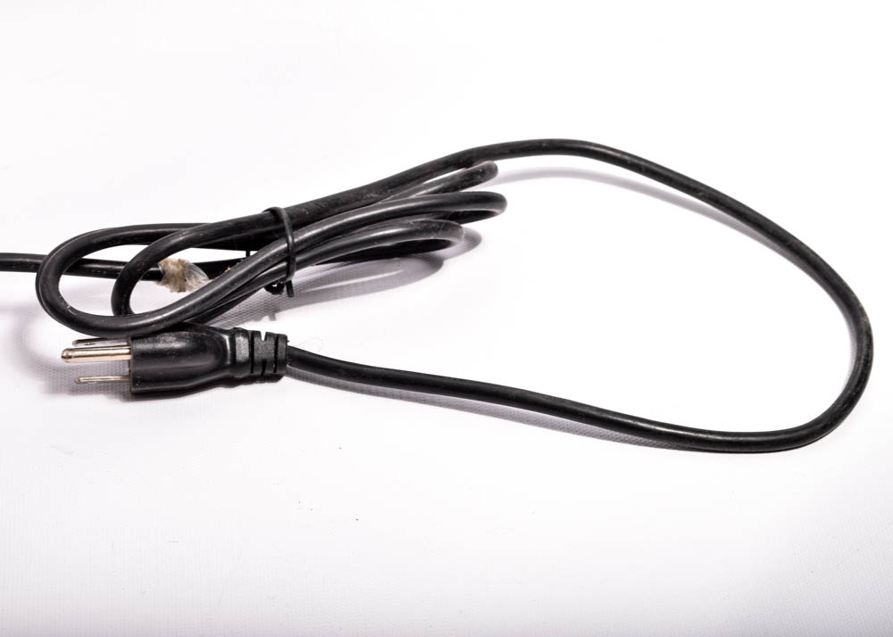 Brookstone iDesign I-Pod Tower Speaker