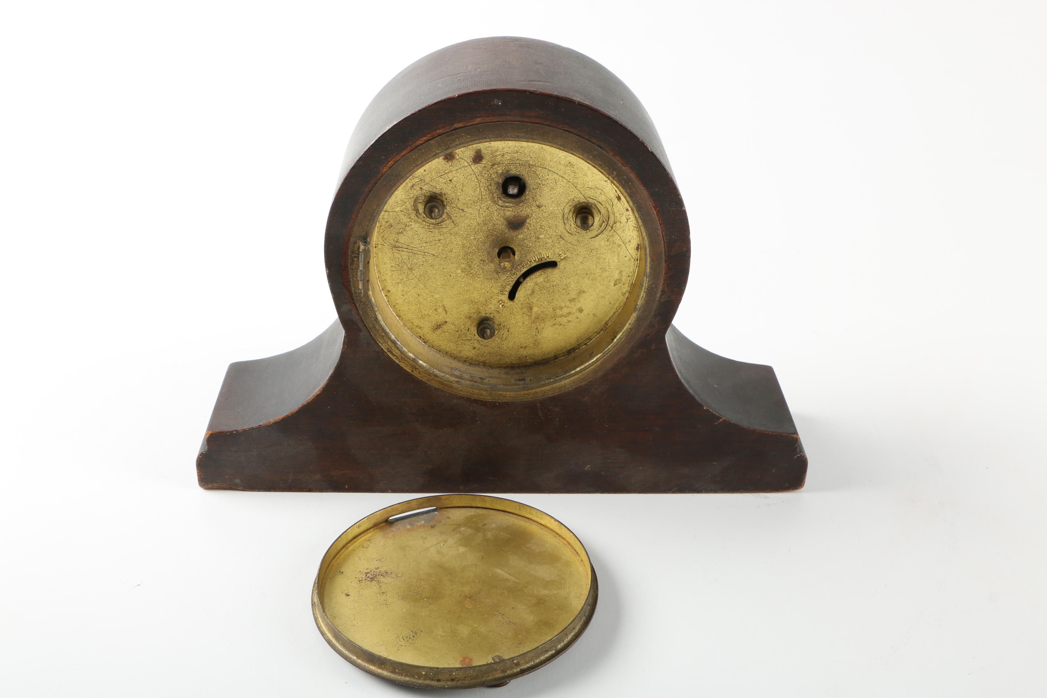 New Haven Clock Co. Mantel Clock