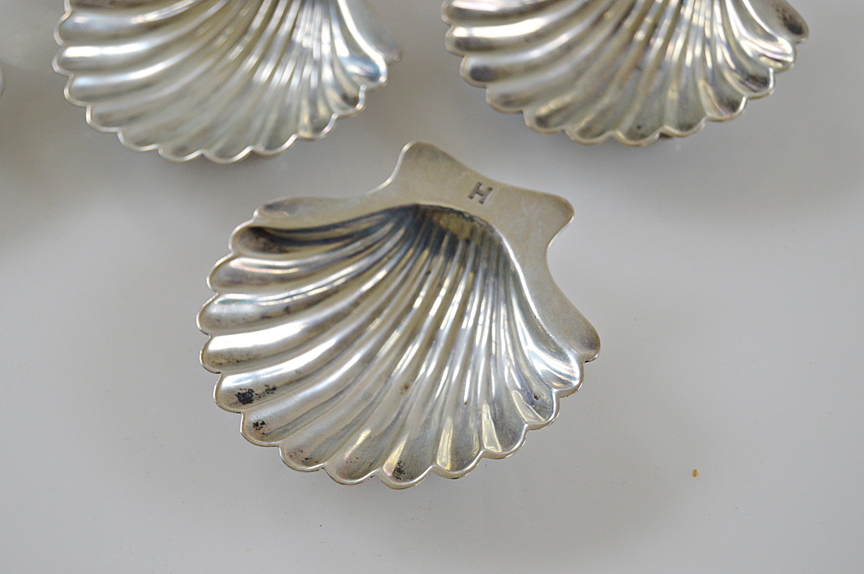 Set of Tiffany & Co. Sterling Silver Scallop Shell Nut Dishes