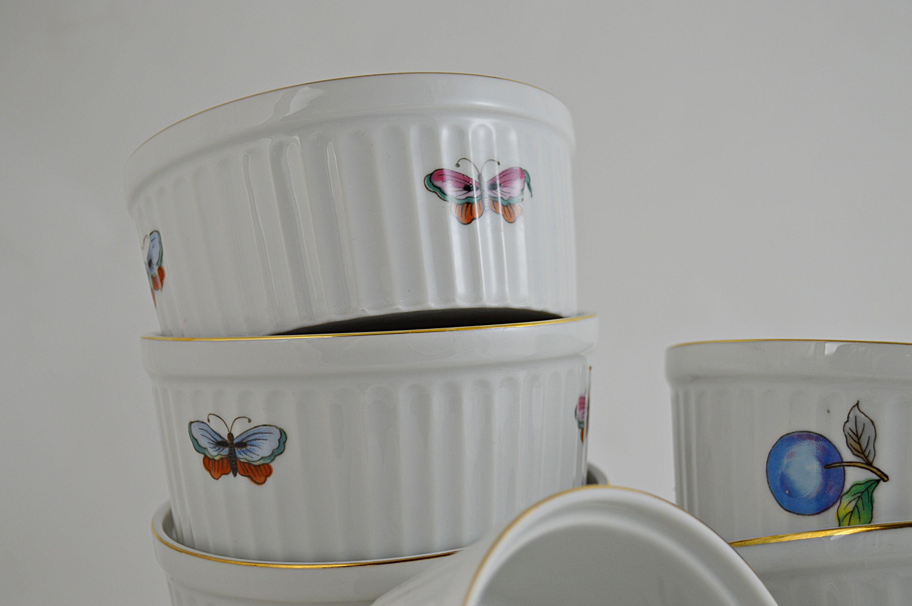 Set of Andrea by Sadek "Fruit" Oven to Table Custard Dishes