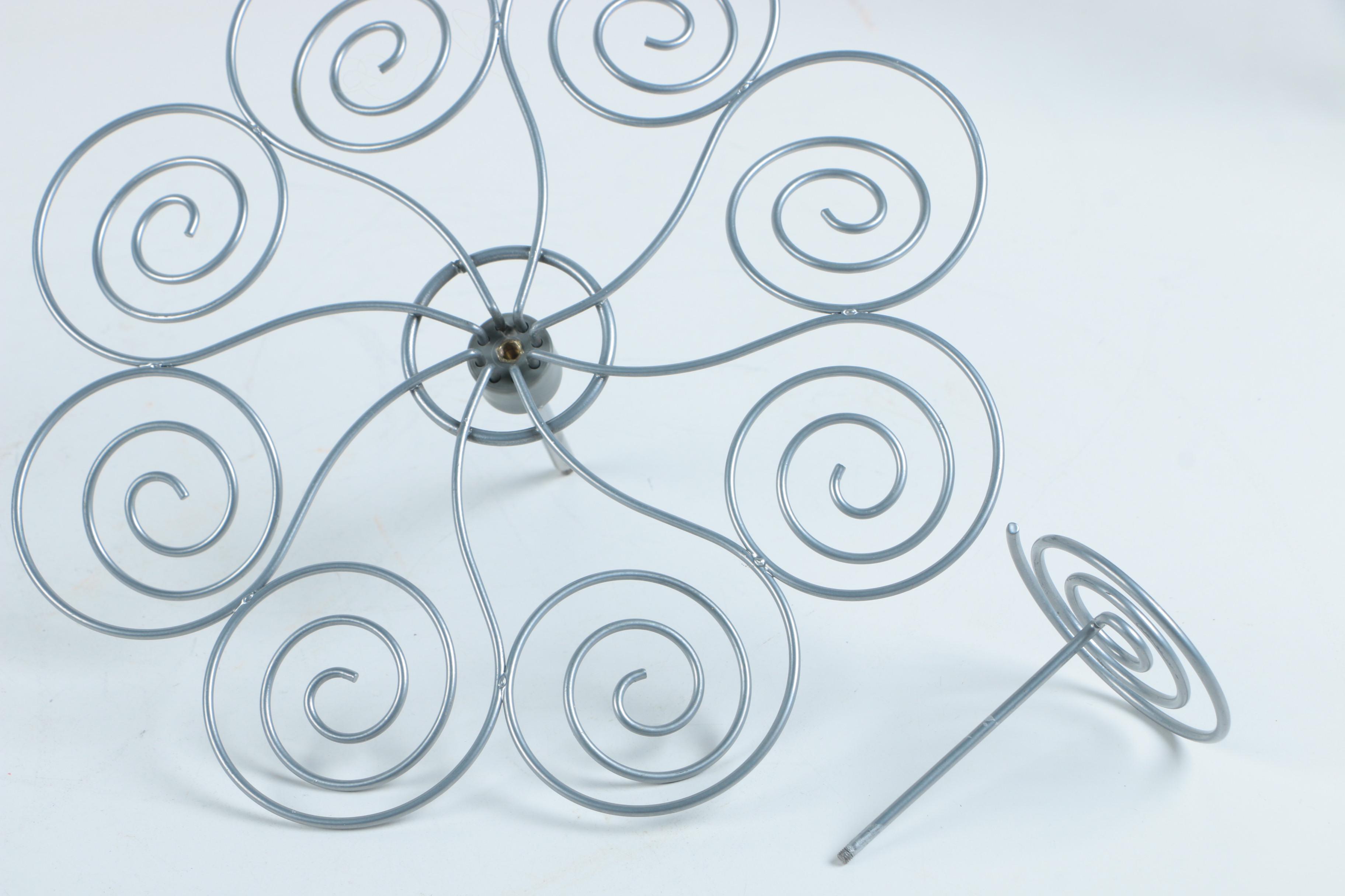Spiral Wire Cupcake Stands