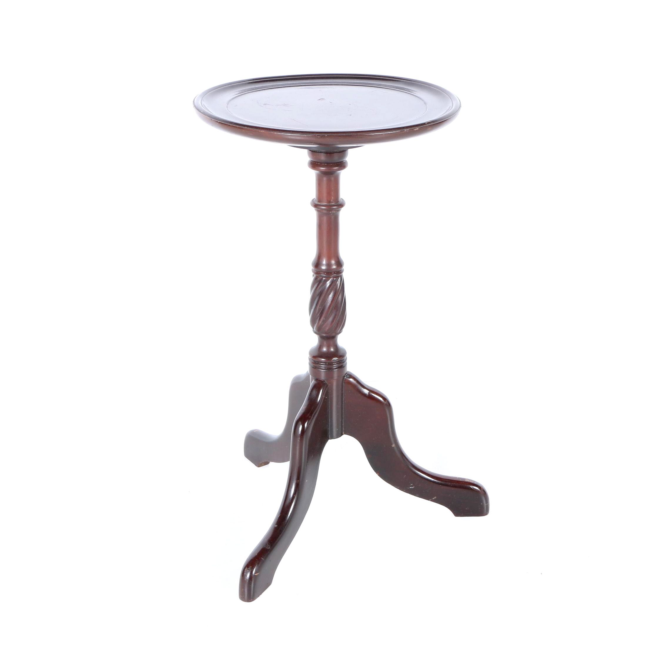 Queen Anne Style Accent Table