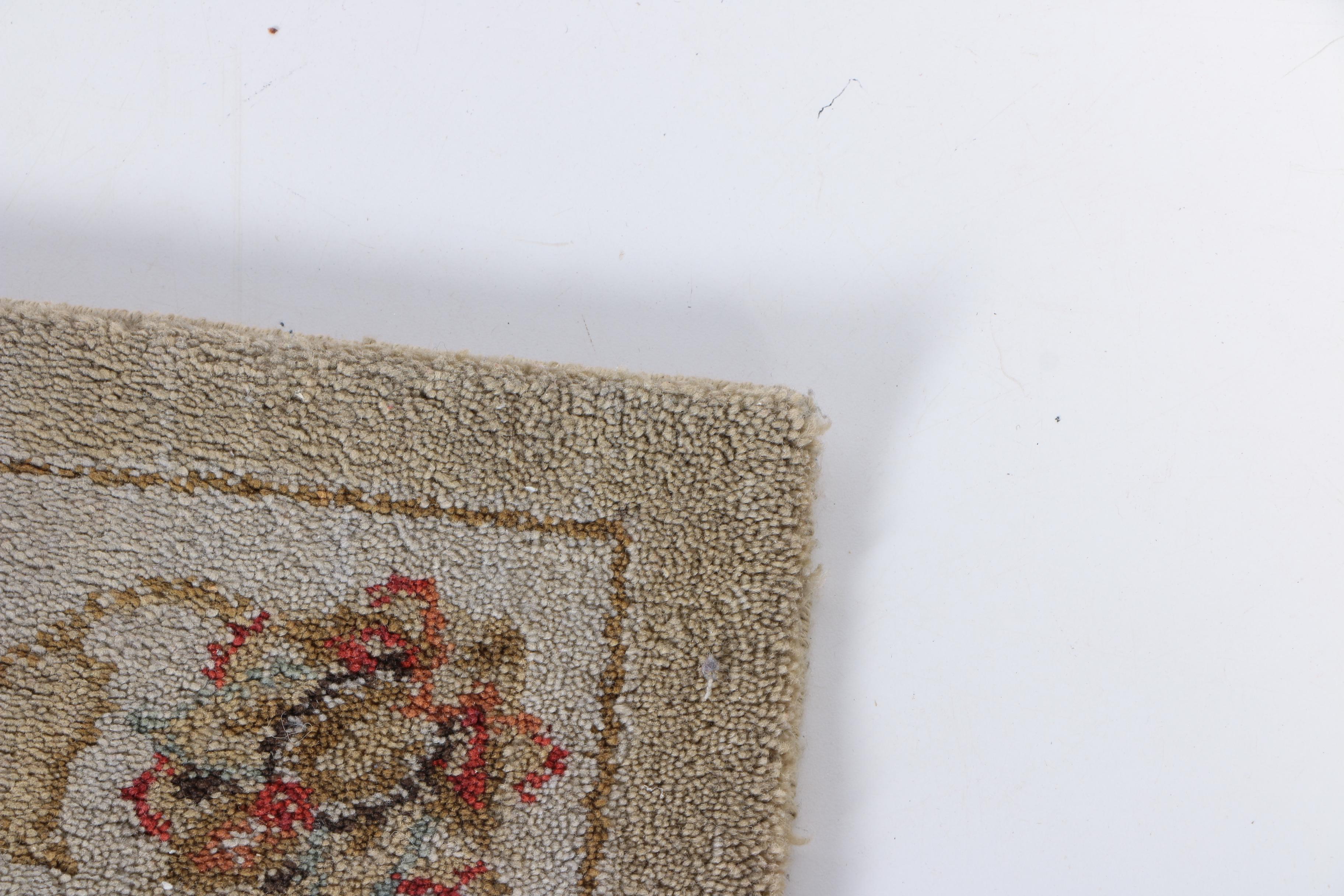 Power-Loomed Chinese Persian-Inspired Synthetic Carpet Runner