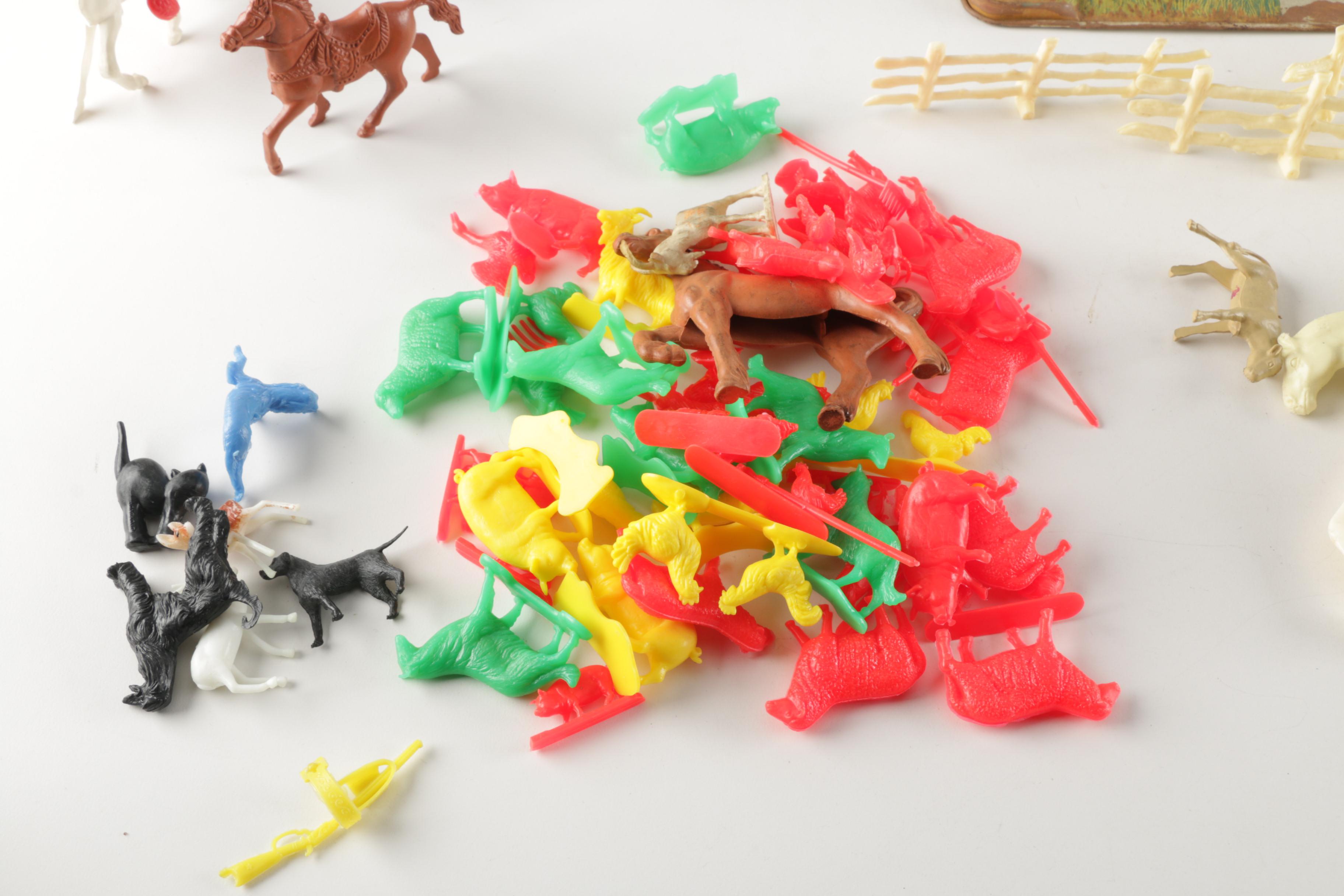 1950s Marx Tin Litho Barn with Plastic Accessories