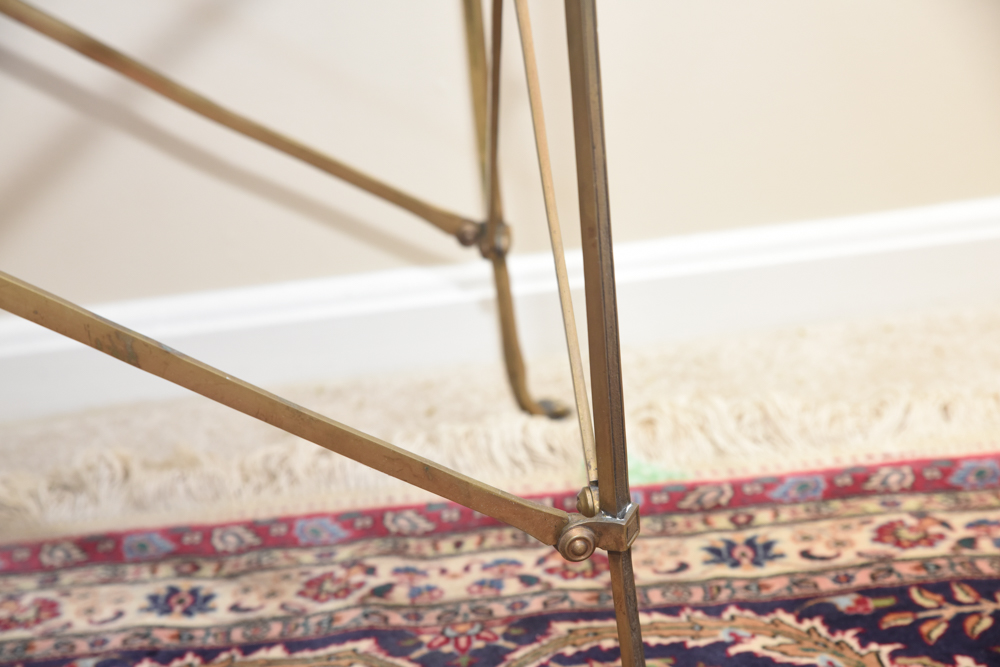 Vintage Neoclassical Style End Table