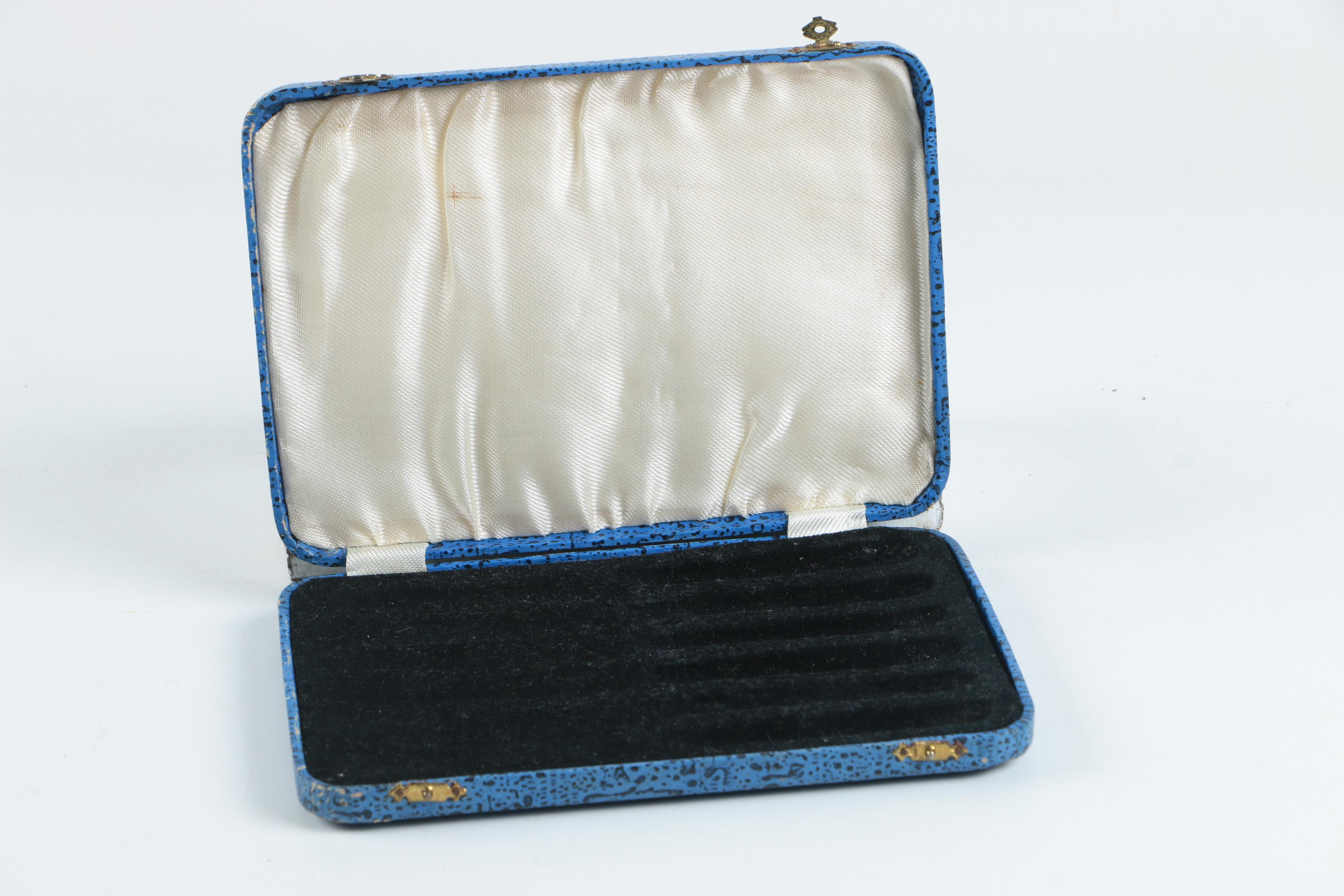 Viners Ltd. Sheffield Ivorine Knife Set