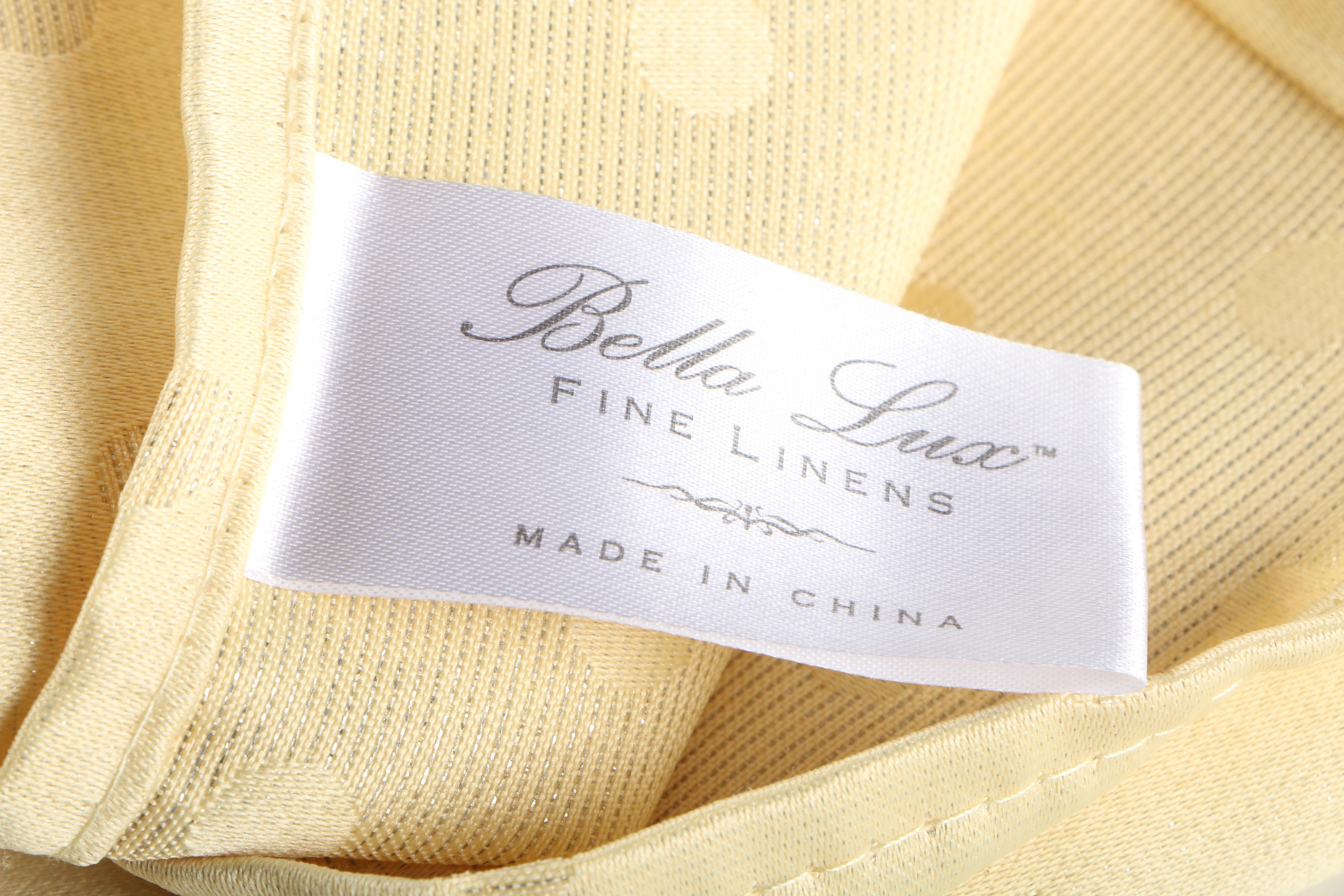 Vintage Cloth Dinner Napkins