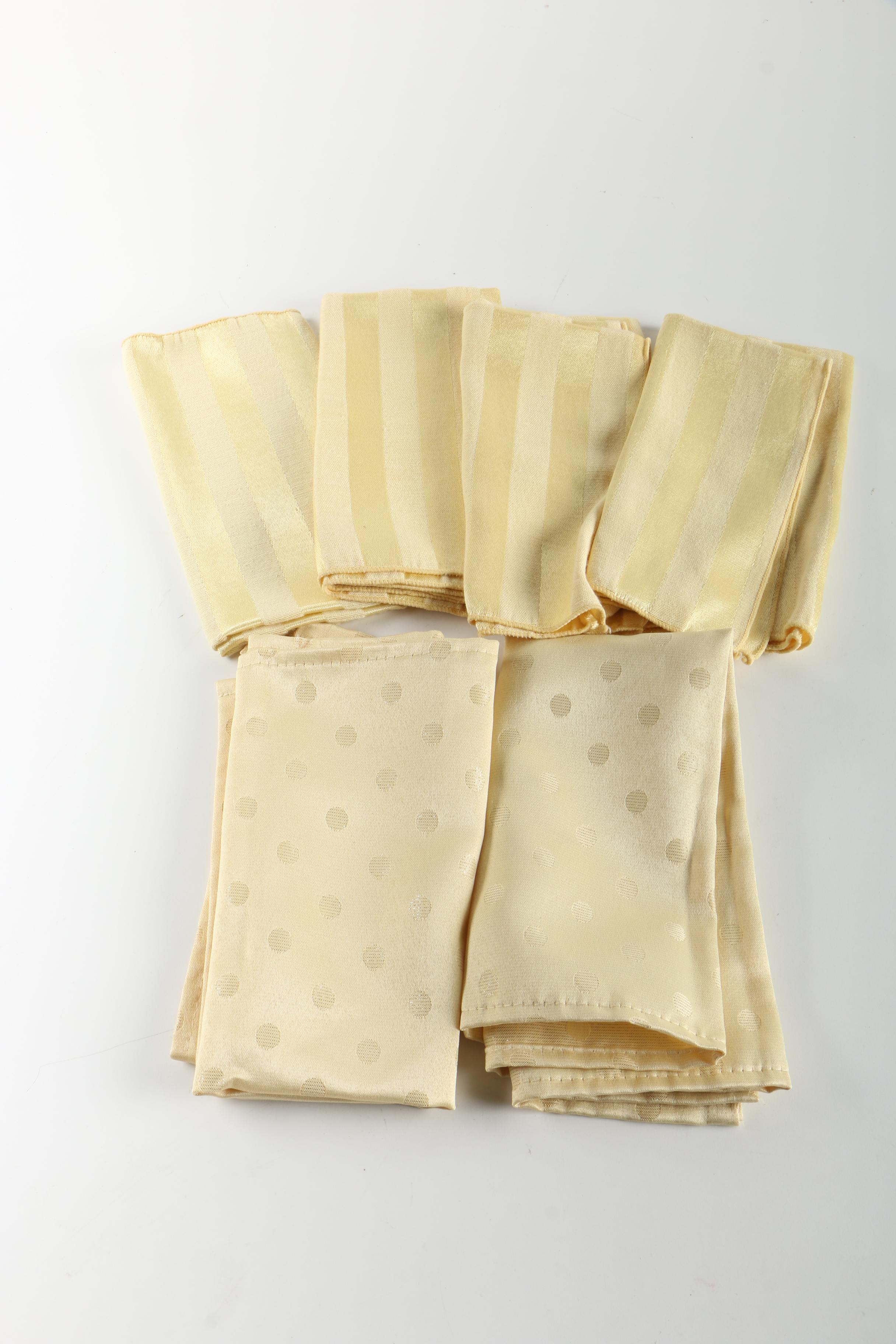 Vintage Cloth Dinner Napkins