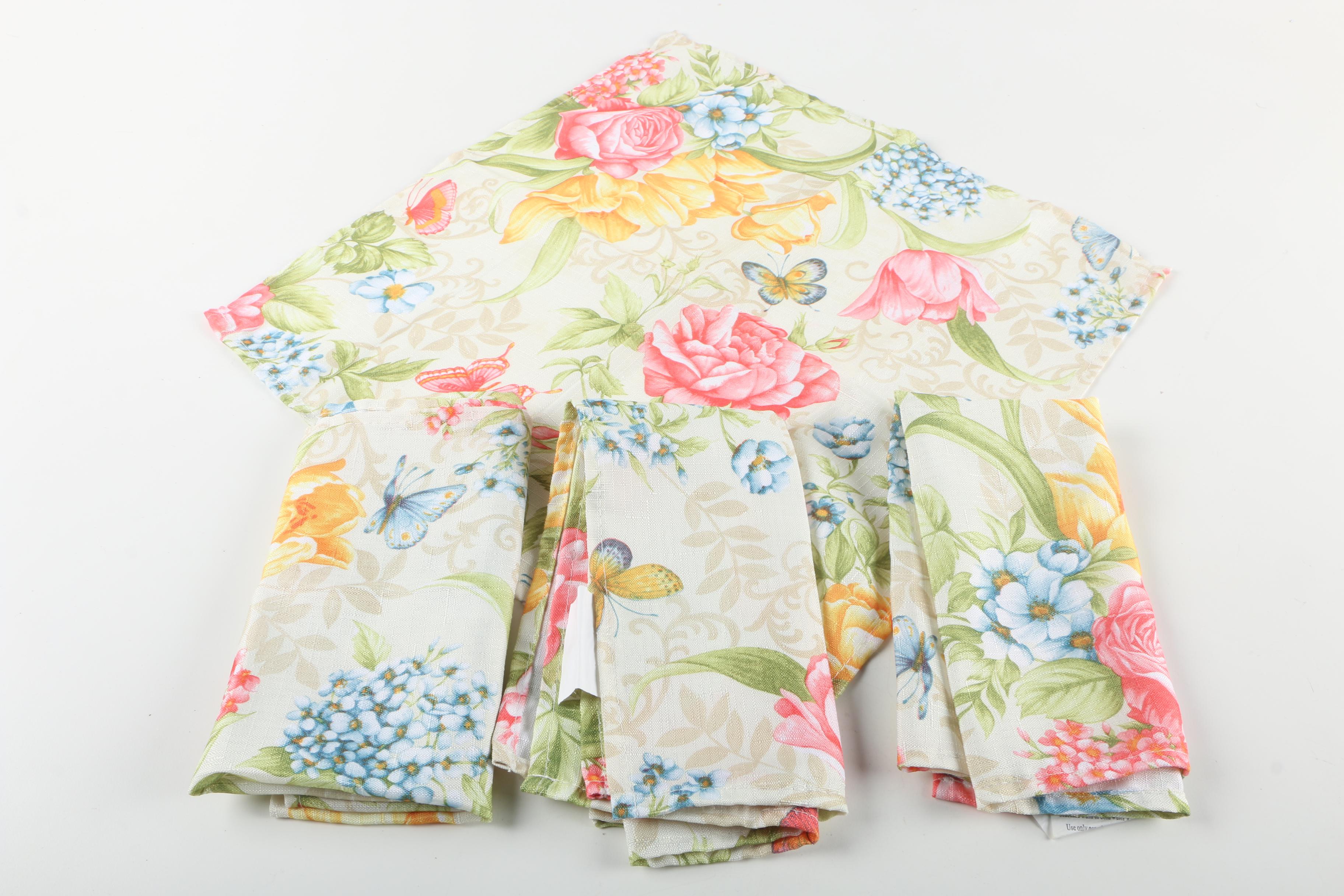 Vintage Cloth Dinner Napkins