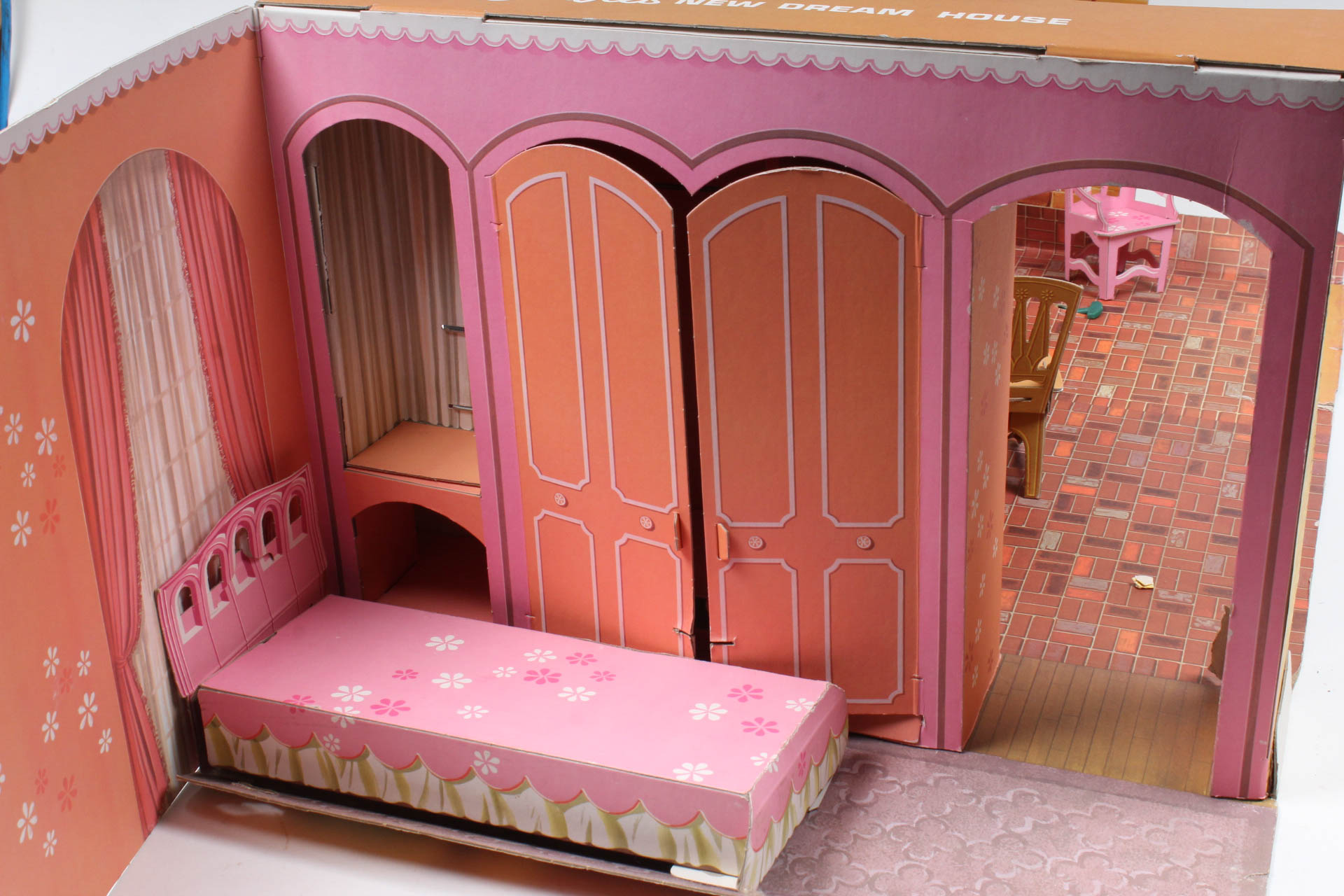 1963 Barbie's New Dream House