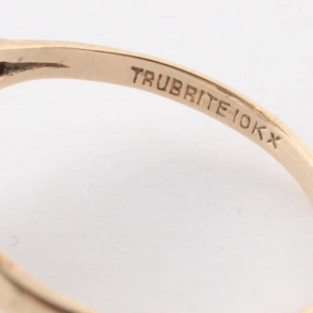 10K Yellow Gold & Natural Opal Ring