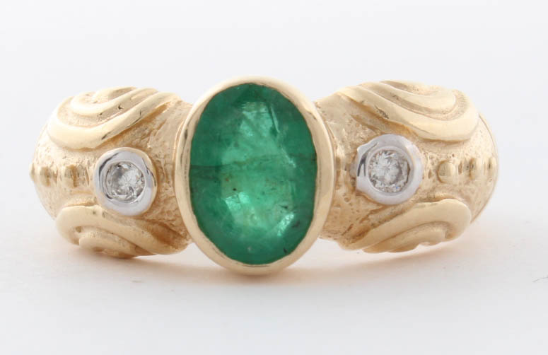 14K Yellow Gold Emerald & Diamond Ring