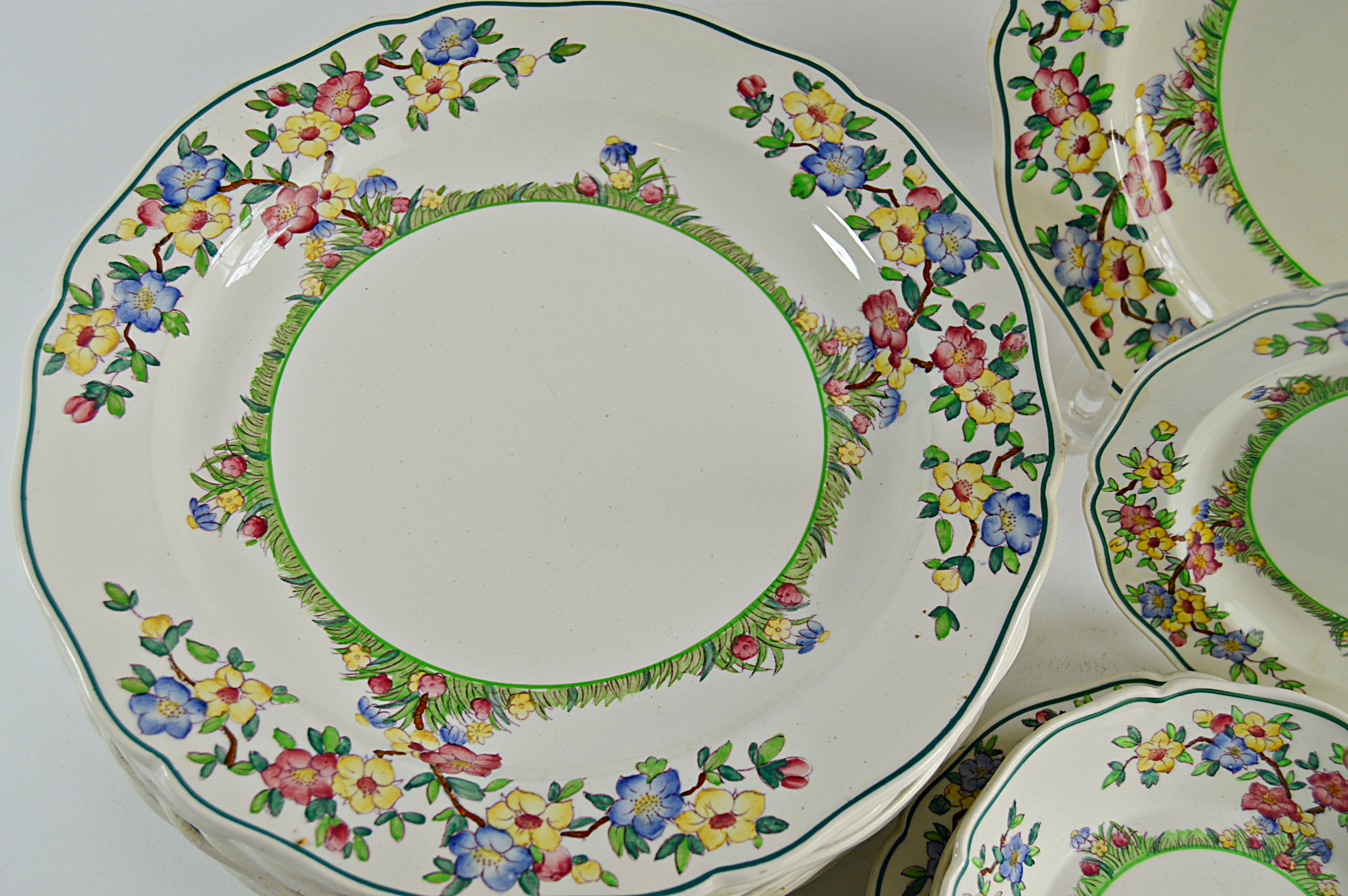 Set of Vintage Wedgwood Etruria "Richborough"  China Dinnerware