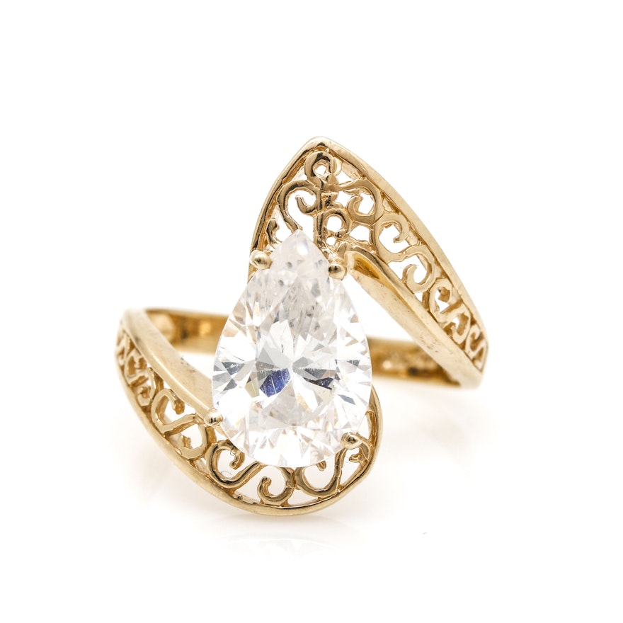 10K Yellow Gold Cubic Zirconia Ring