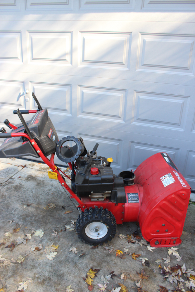 Troy Bilt "Storm" 7524 Snow Blower