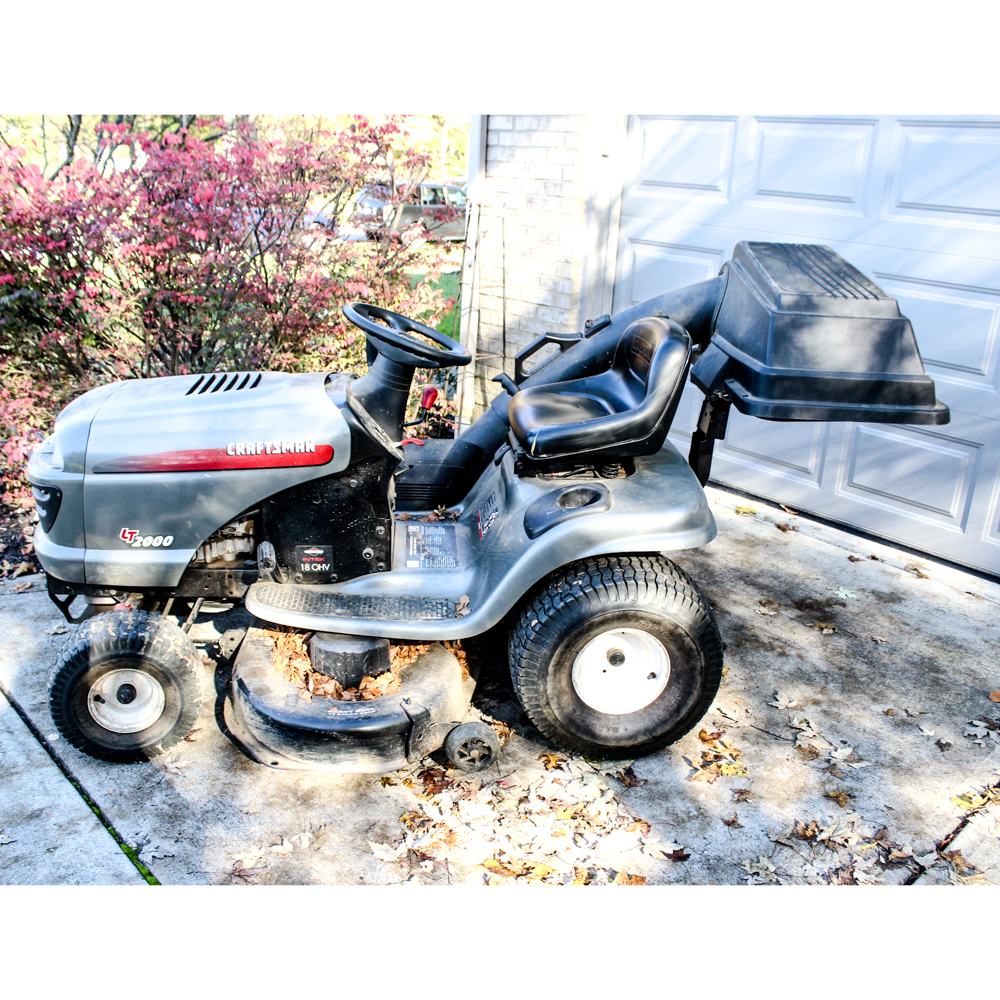 Craftsman LT2000 Lawn Mower