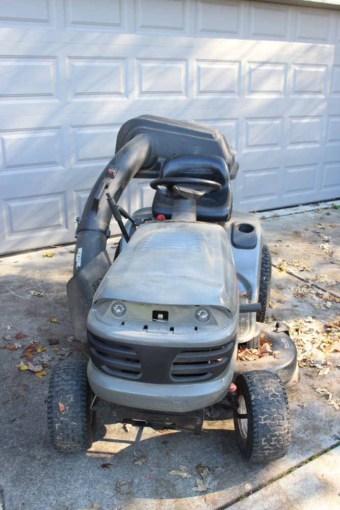 Craftsman LT2000 Lawn Mower