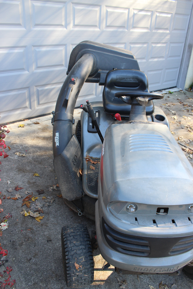 Craftsman LT2000 Lawn Mower