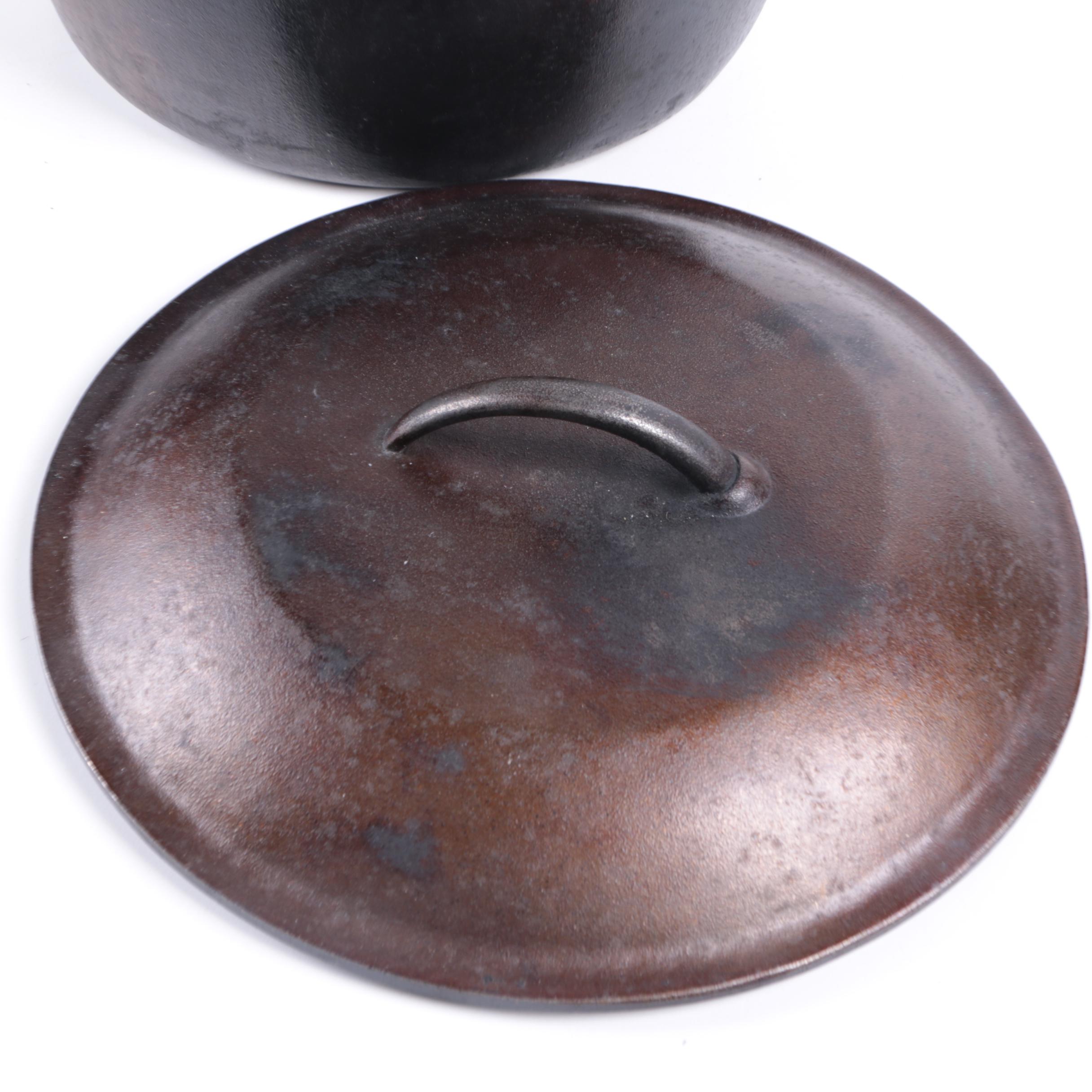 Cast Iron Dutch Oven
