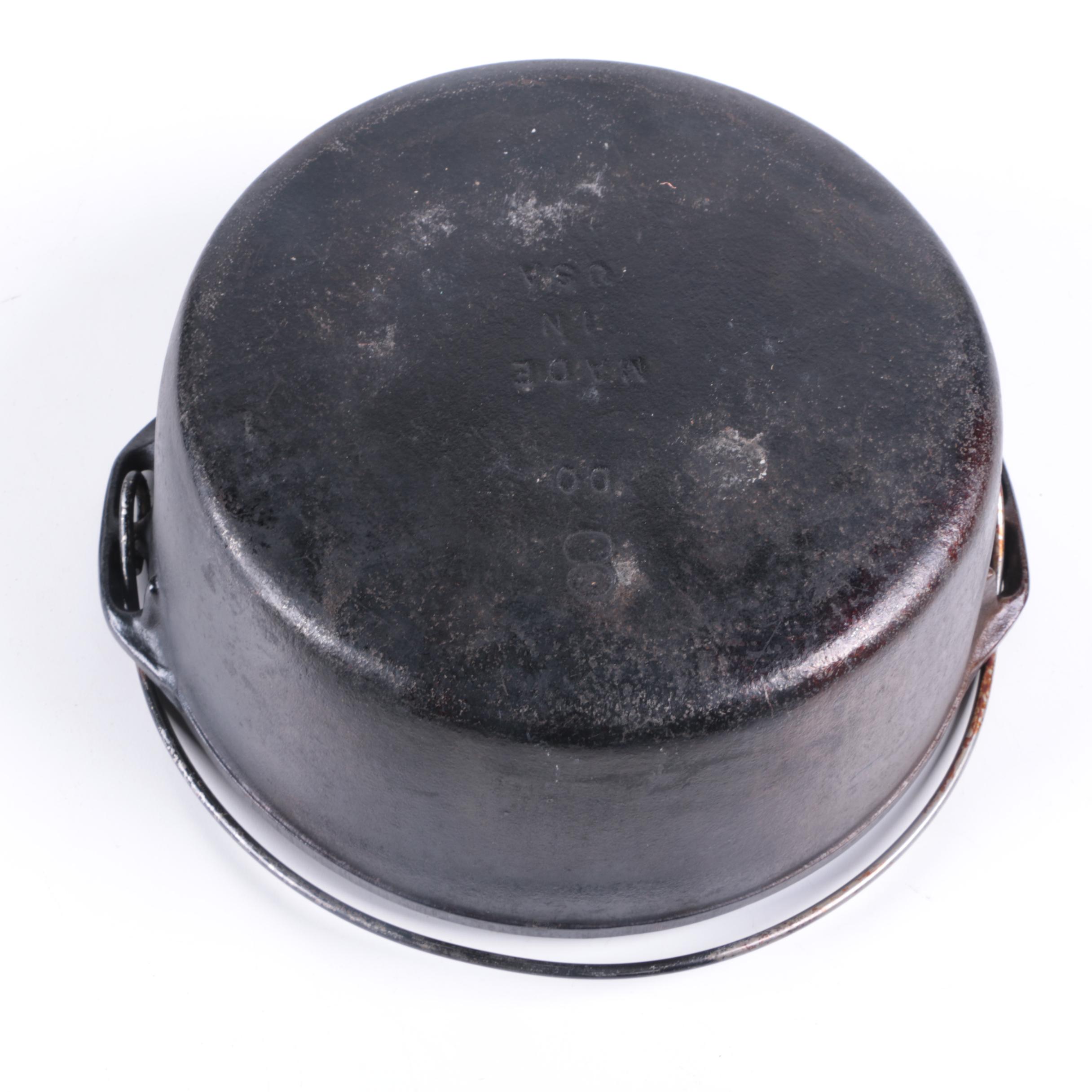 Cast Iron Dutch Oven