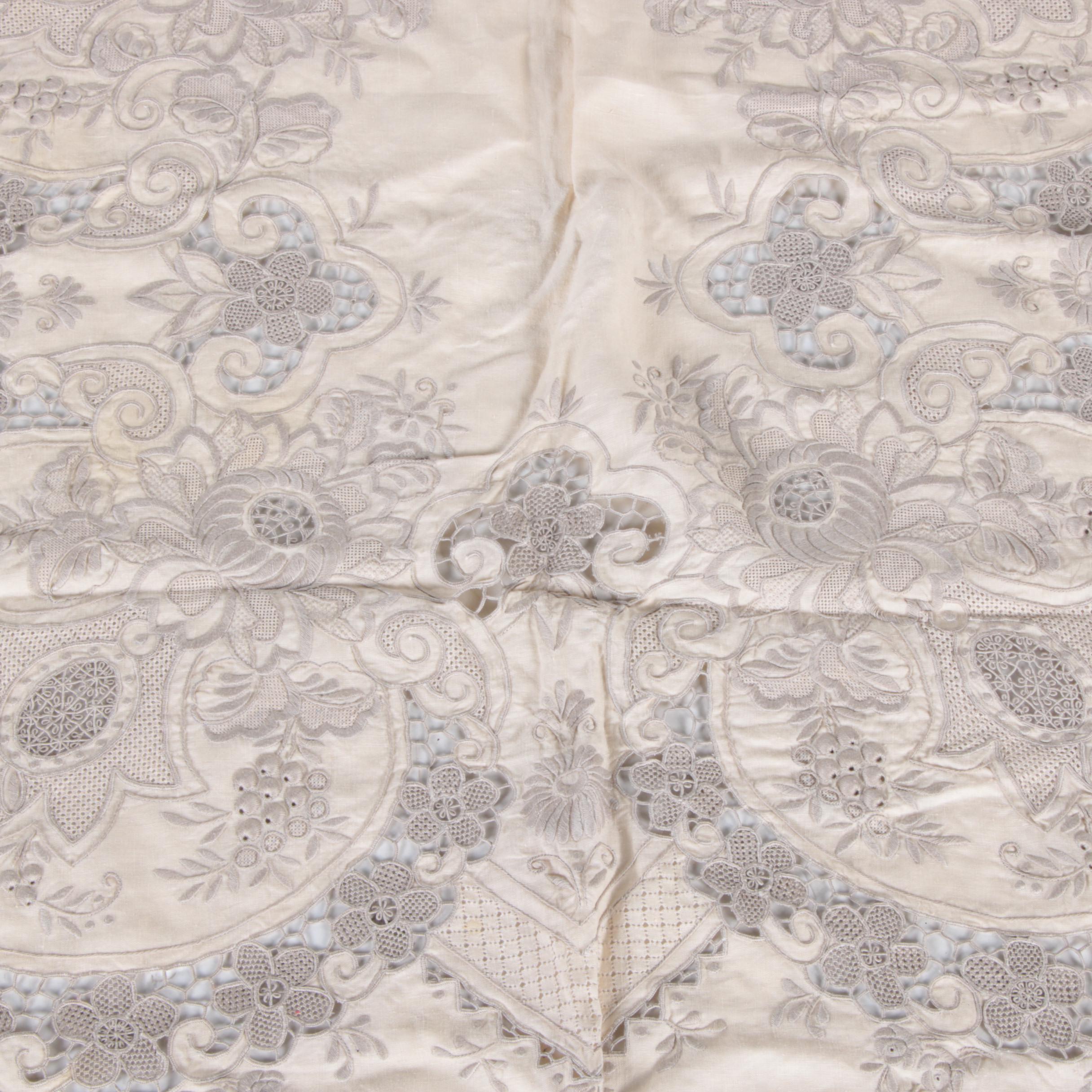 Lace Table Linens