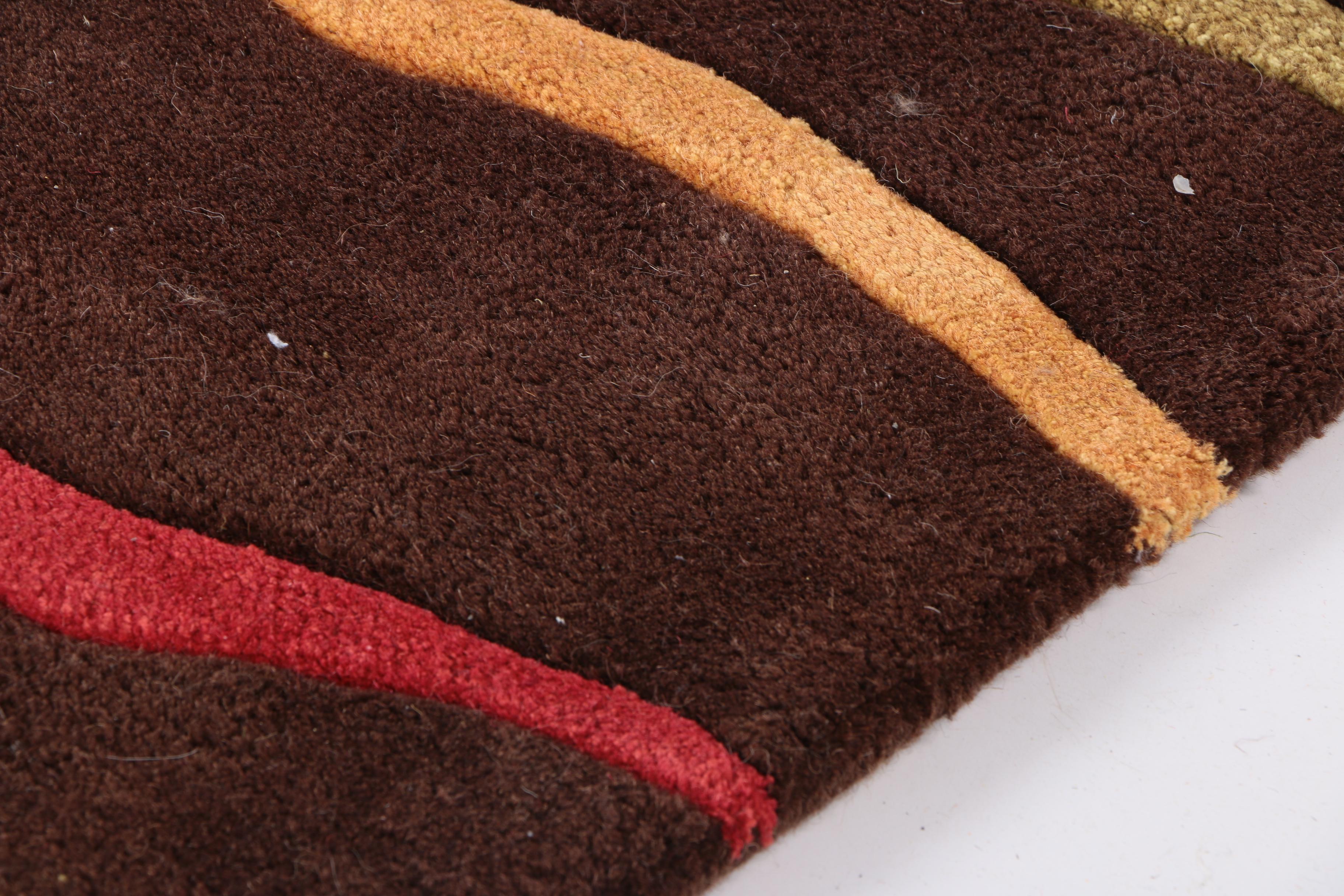 Hand Tufted Contemporary Indian Carved Wool Area Rug