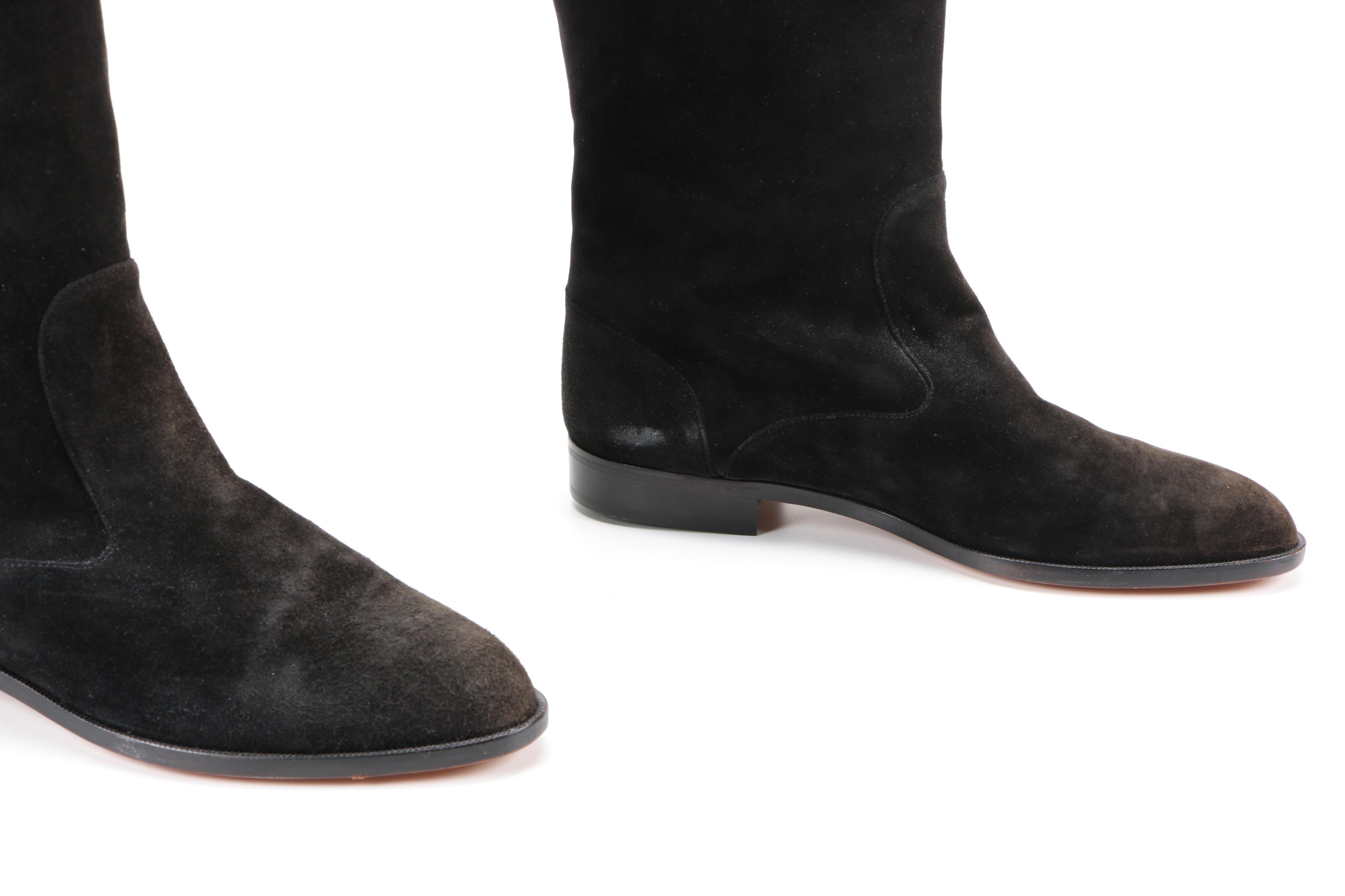 Manolo Blahnik Equestrian Style Suede Boots