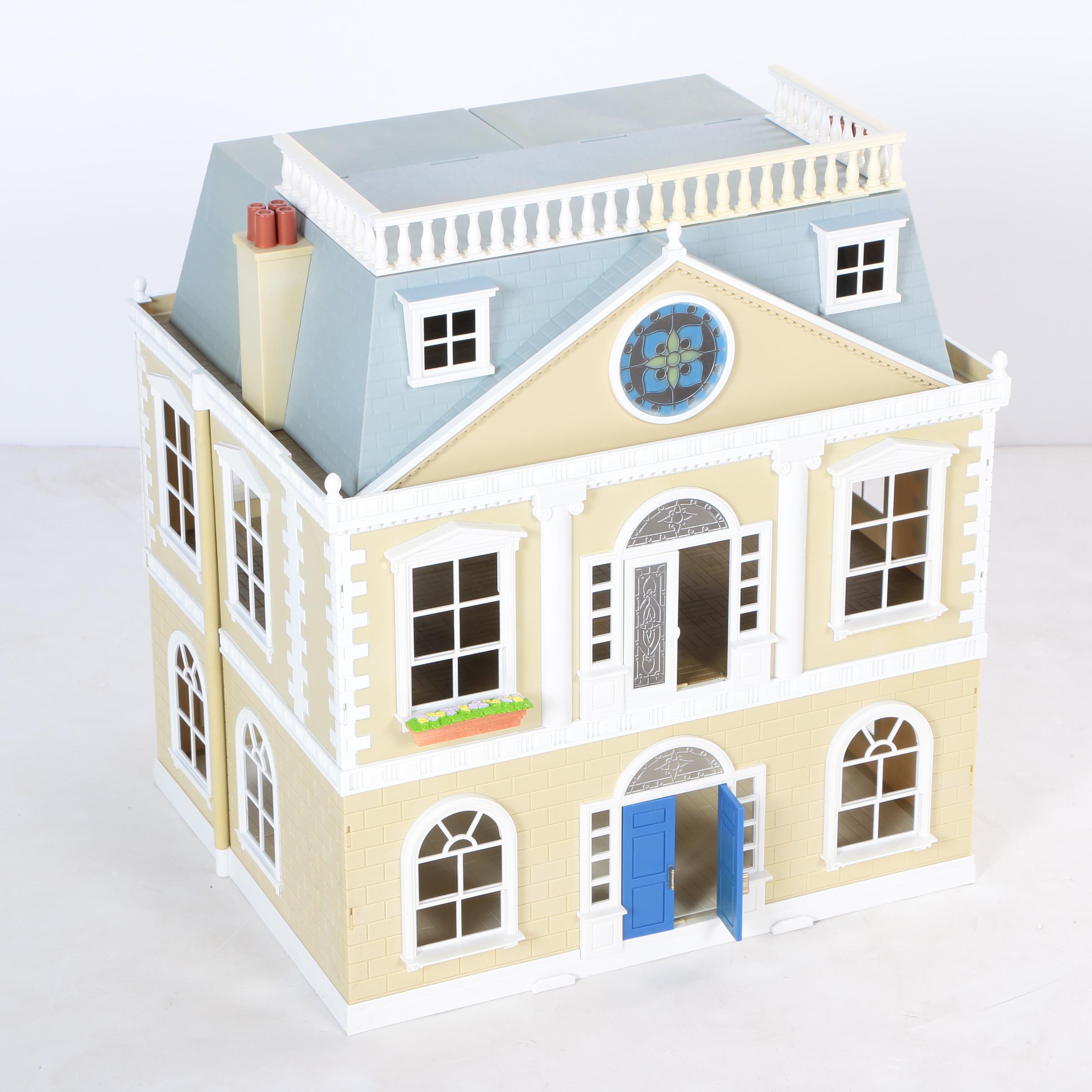 Dollhouses with Furniture and Accessories
