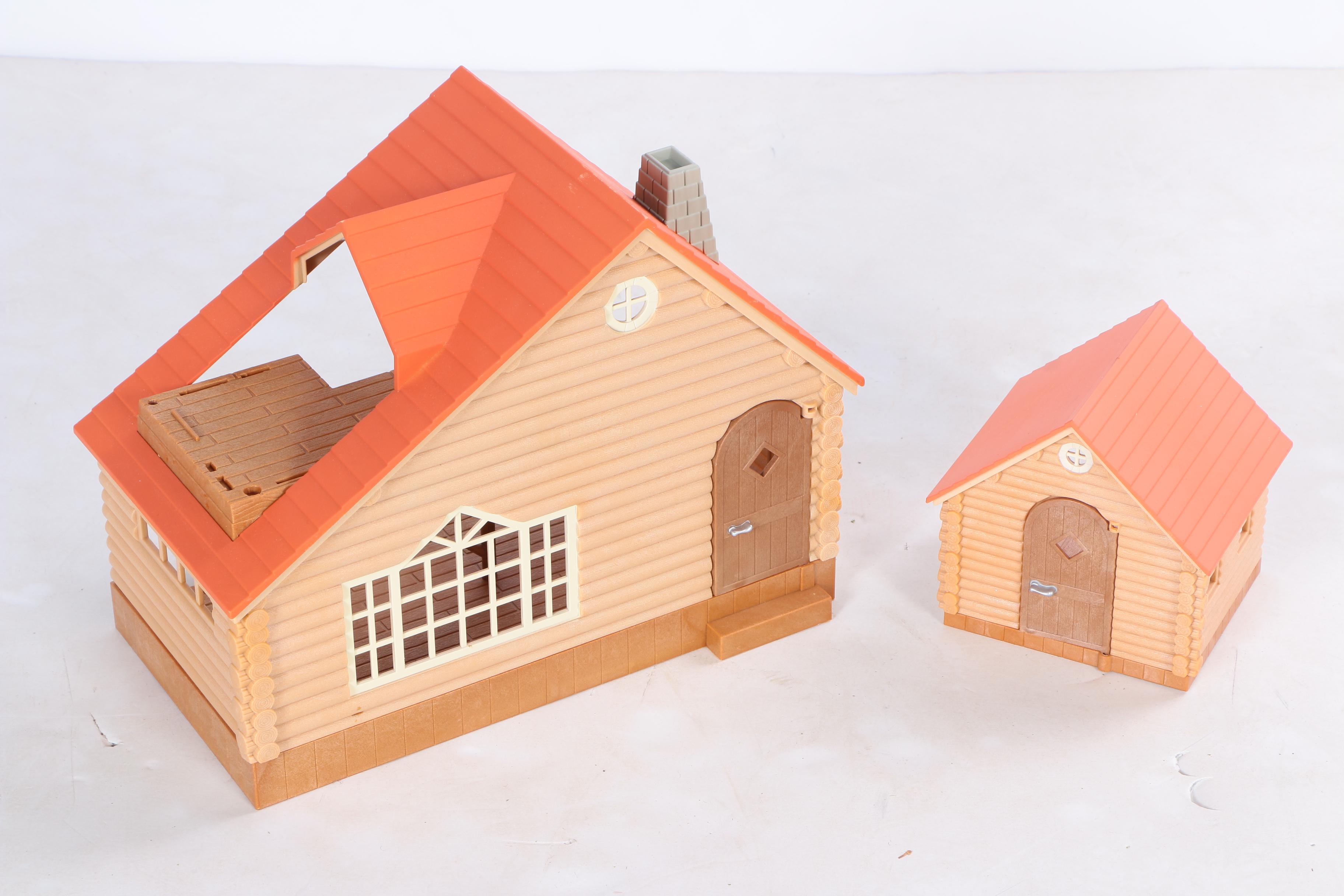 Dollhouses with Furniture and Accessories