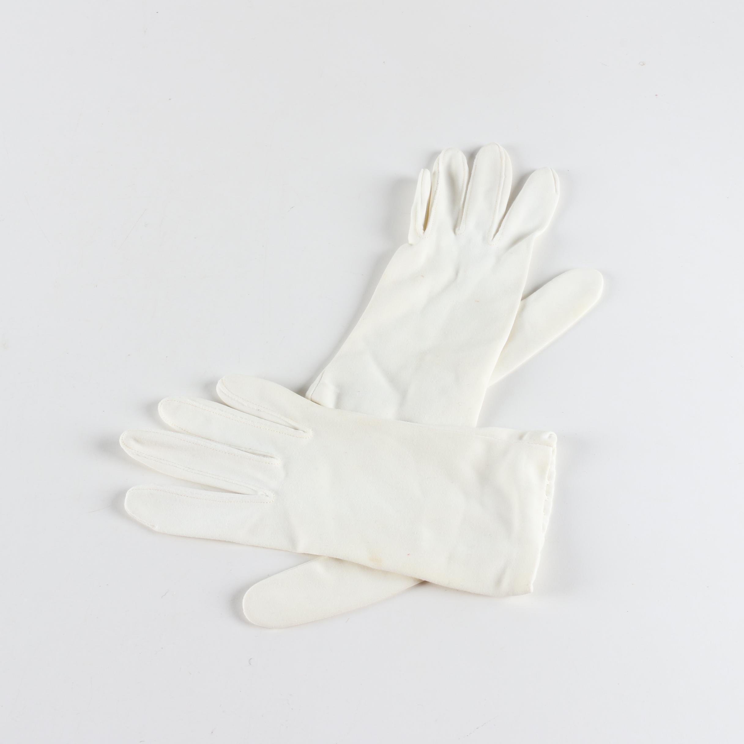 Women's Vintage Handbags and Gloves