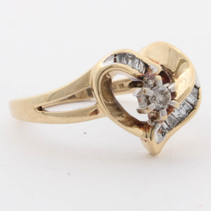 10K Yellow Gold Diamond Heart Ring