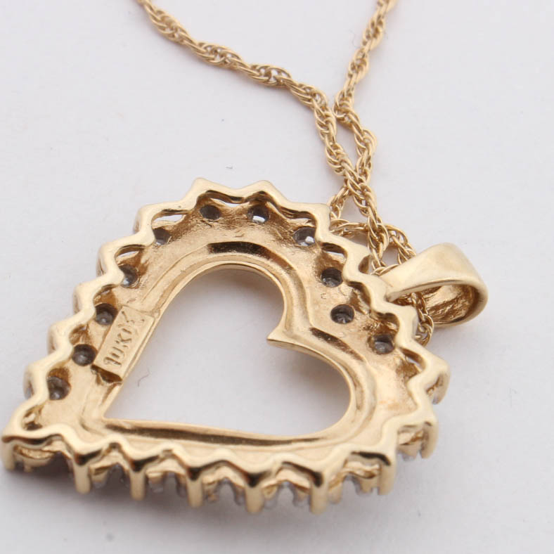 10K Yellow Gold Diamond Heart Shaped Pendant Necklace