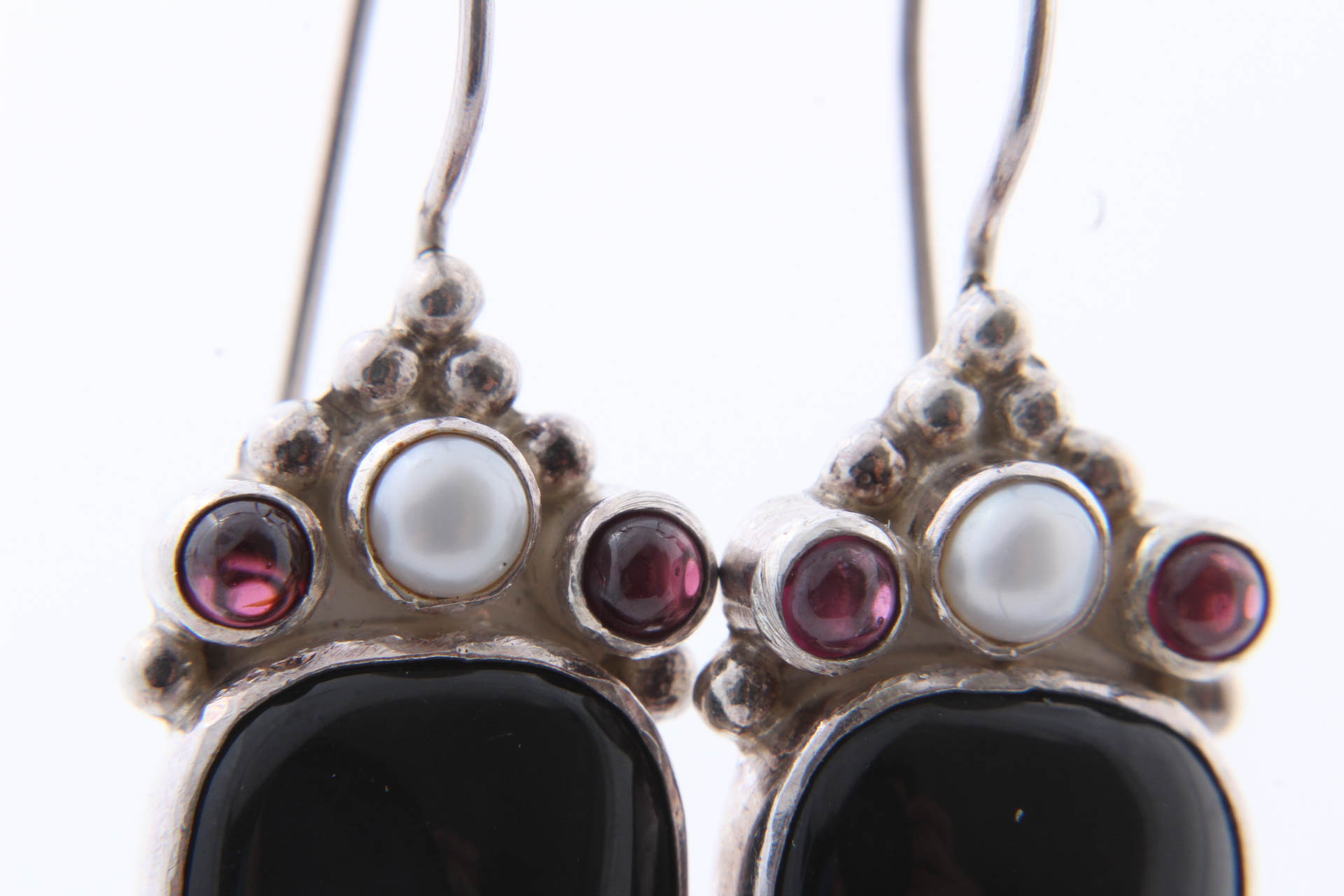Sterling Silver Onyx, Garnet & Pearl Earrings