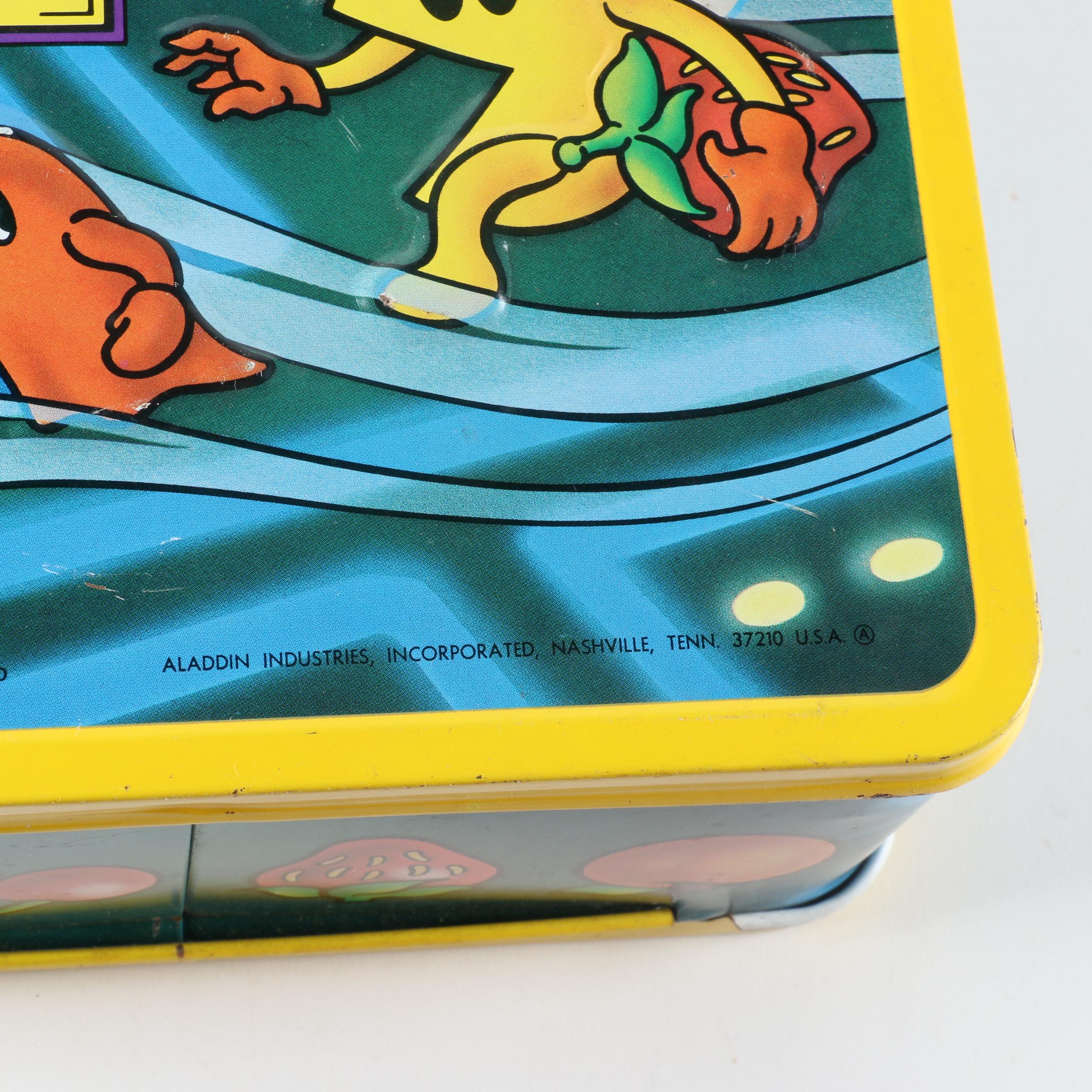 Vintage Pac-Man Metal Lunch Box