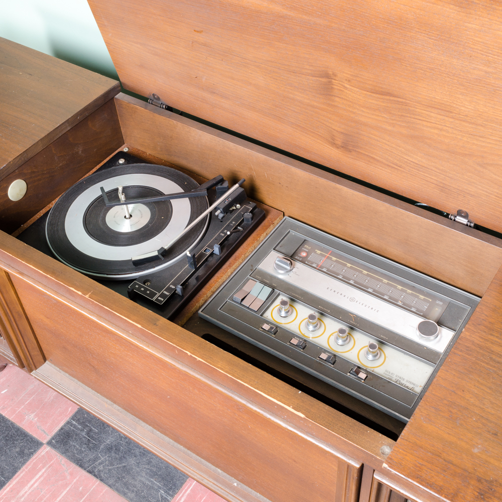 Vintage GE Console Stereo