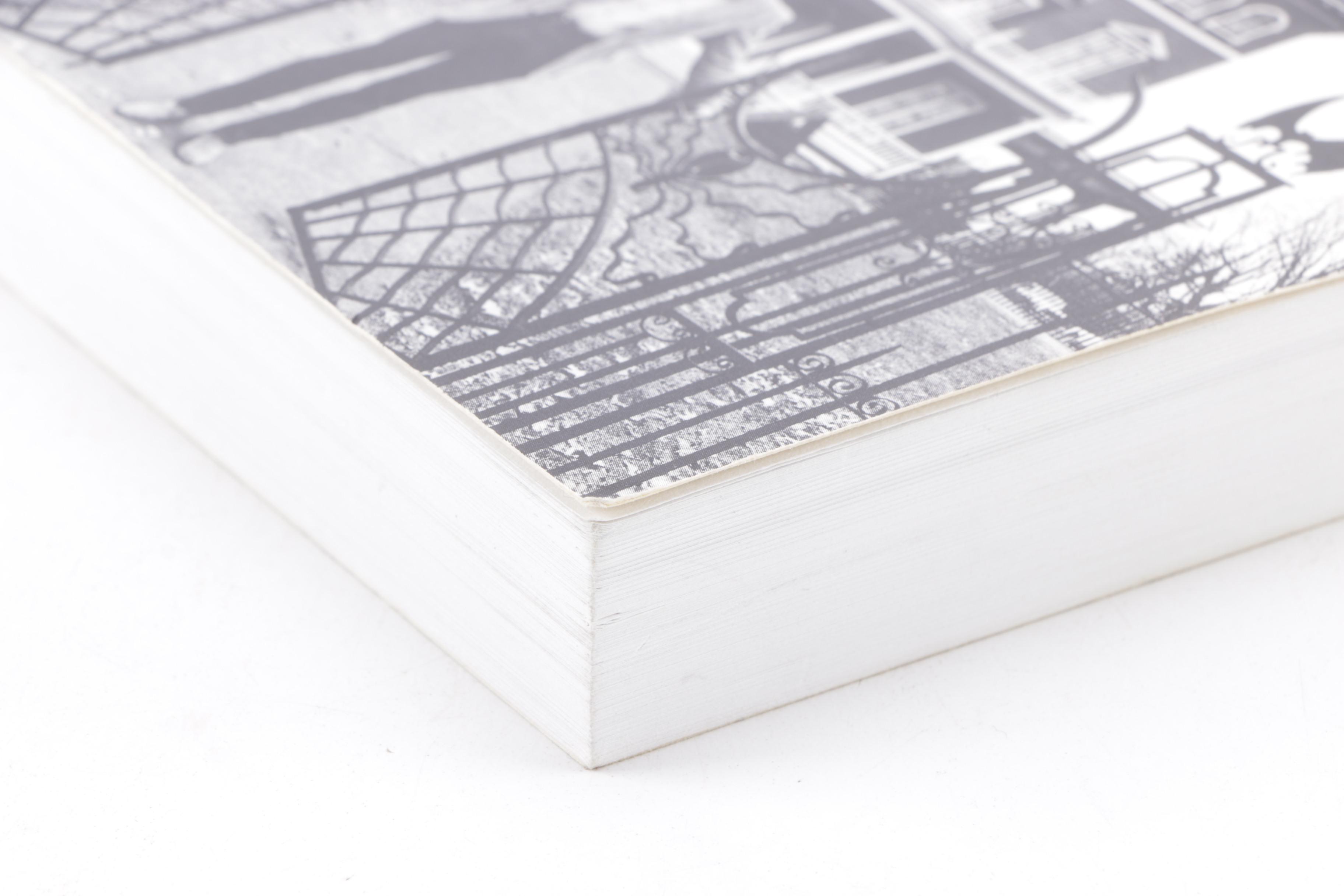 1986 "IT" Novel by Stephen King and "The Stephen King Companion"