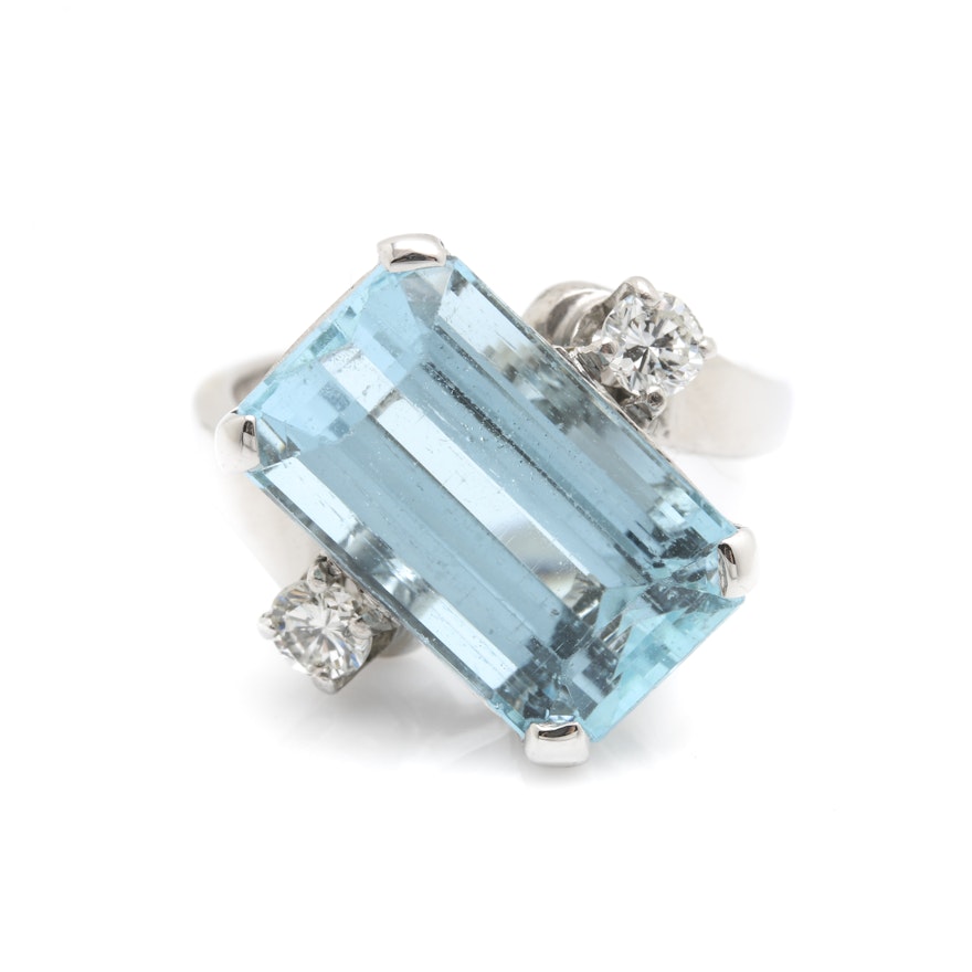 14K White Gold 7.36 CT Aquamarine and Diamond Ring