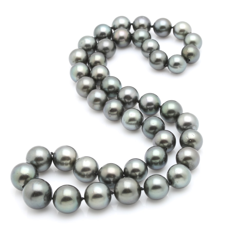 French Polynesian Pearl Necklace